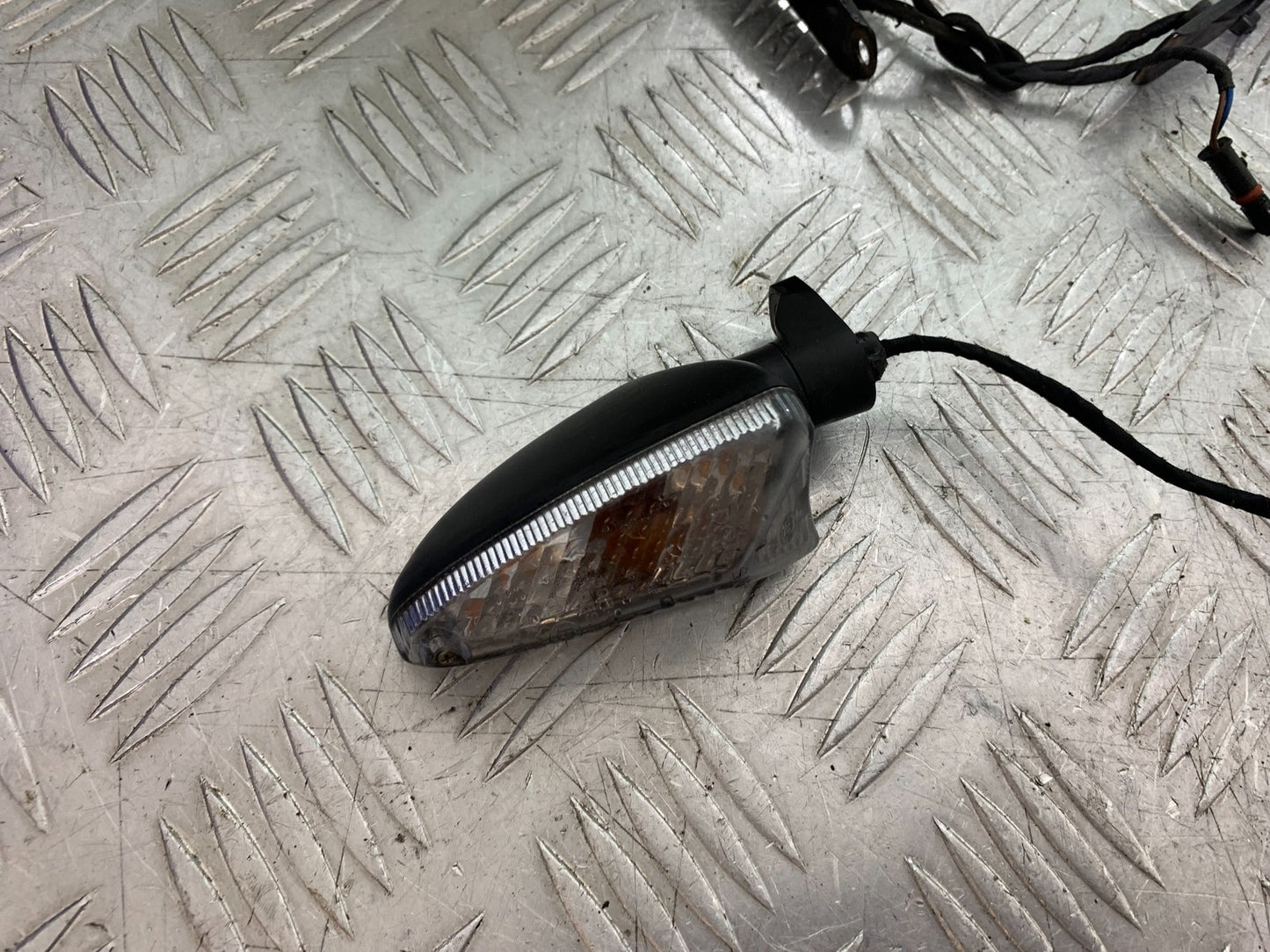 BMW F800 GT 3 X INDICATORS YEAR 2013-2017 (CMB1248)