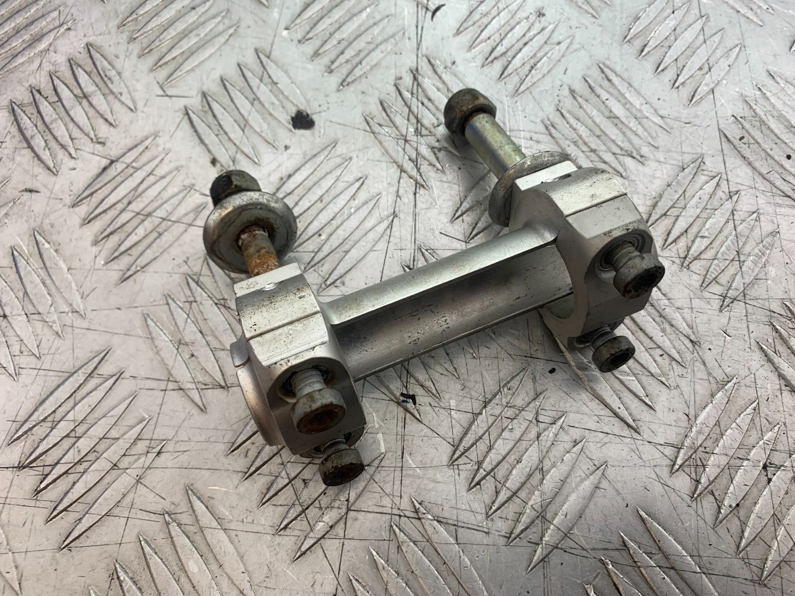 KTM 990 SUPER DUKE HANDLEBAR RISERS YEAR 2007-2011  (CMB1207)