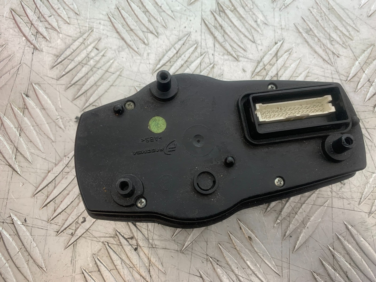KTM 990 SUPER DUKE CLOCKS SPEEDO DASH  YEAR 2007-2011  (CMB1207)