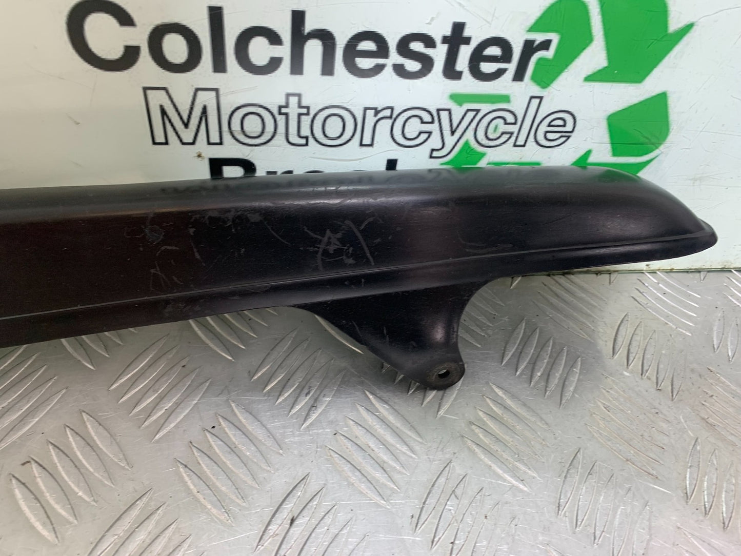 YAMAHA XJ600 XJ 600 DIVERSION CHAIN GUARD  1998-2000 (CMB1191)