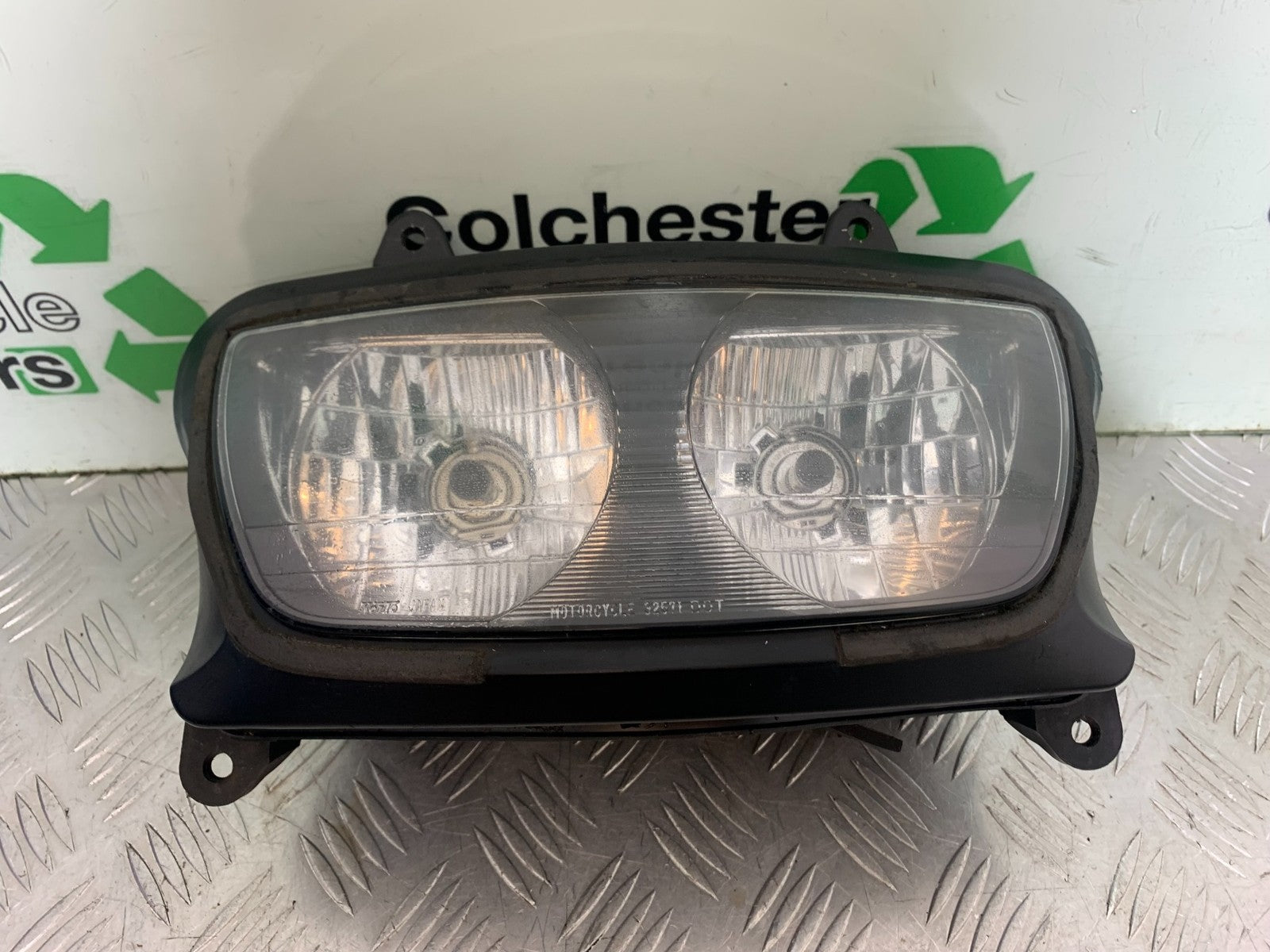SUZUKI GSXR600 GSXR 600 SRAD HEADLIGHT YEAR 1997-2000 (CMB1276)