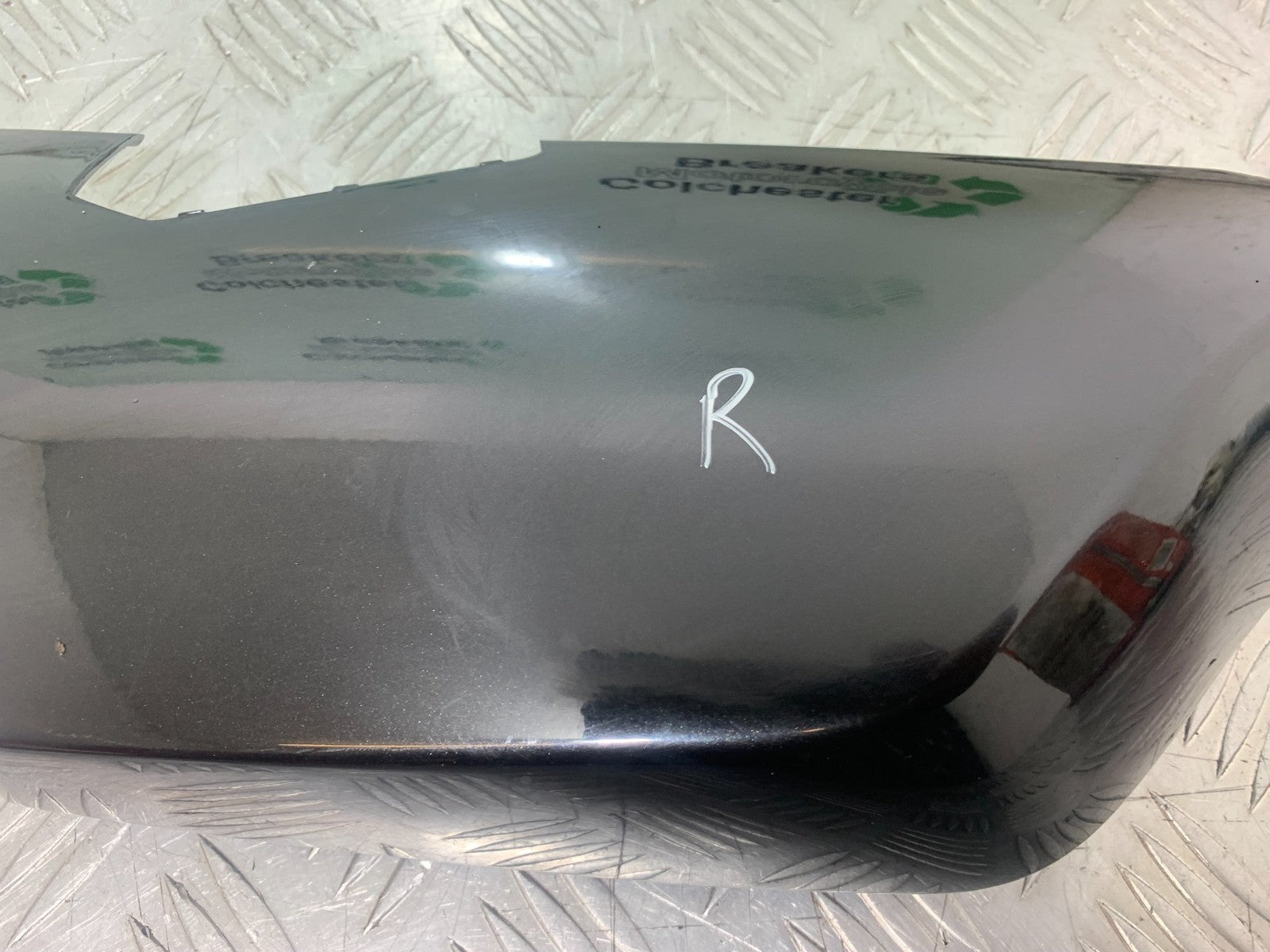 BMW K1300 S K 1300 S RIGHT SEAT PANEL  YEAR 2009-16 (CMB1216)