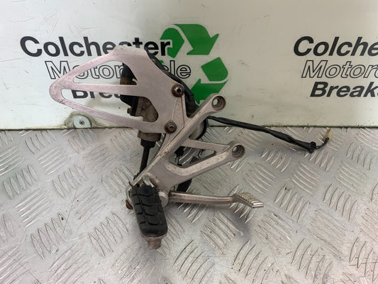 HONDA CBR600 CBR 600 FX FY FRONT RIGHT HANGER   YEAR 1999-2000 (CMB1287)