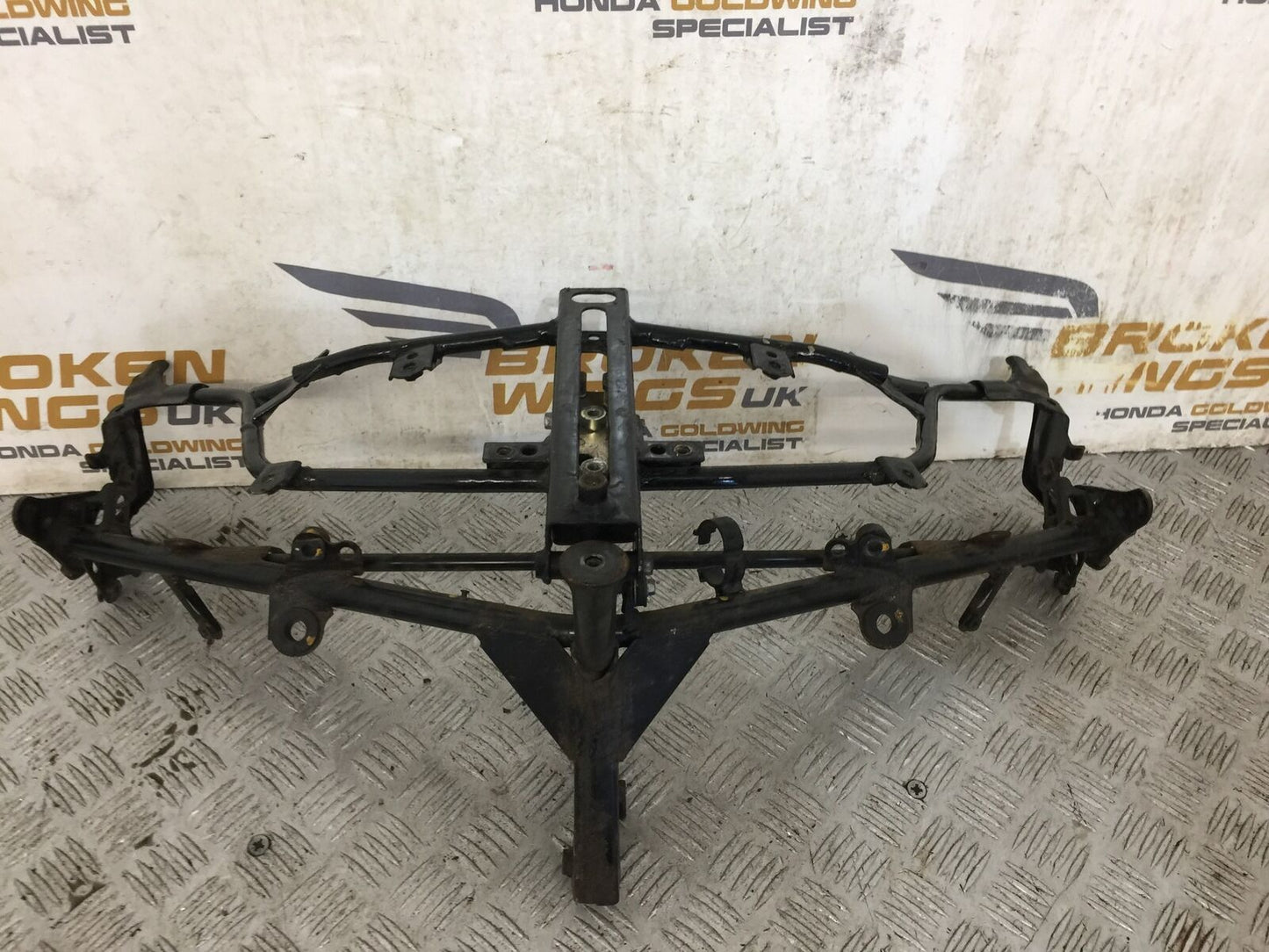 HONDA GL1800 GL 1800 FAIRING BRACKET  YEAR 2004-10 ABS (STOCK 890)