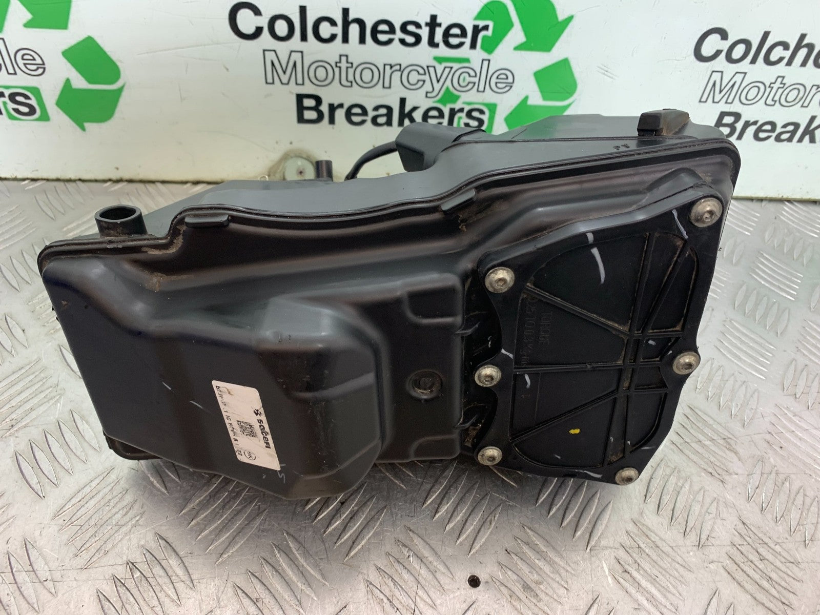 KTM DUKE 125 AIRBOX YEAR 2017-2022 (CMB1274)