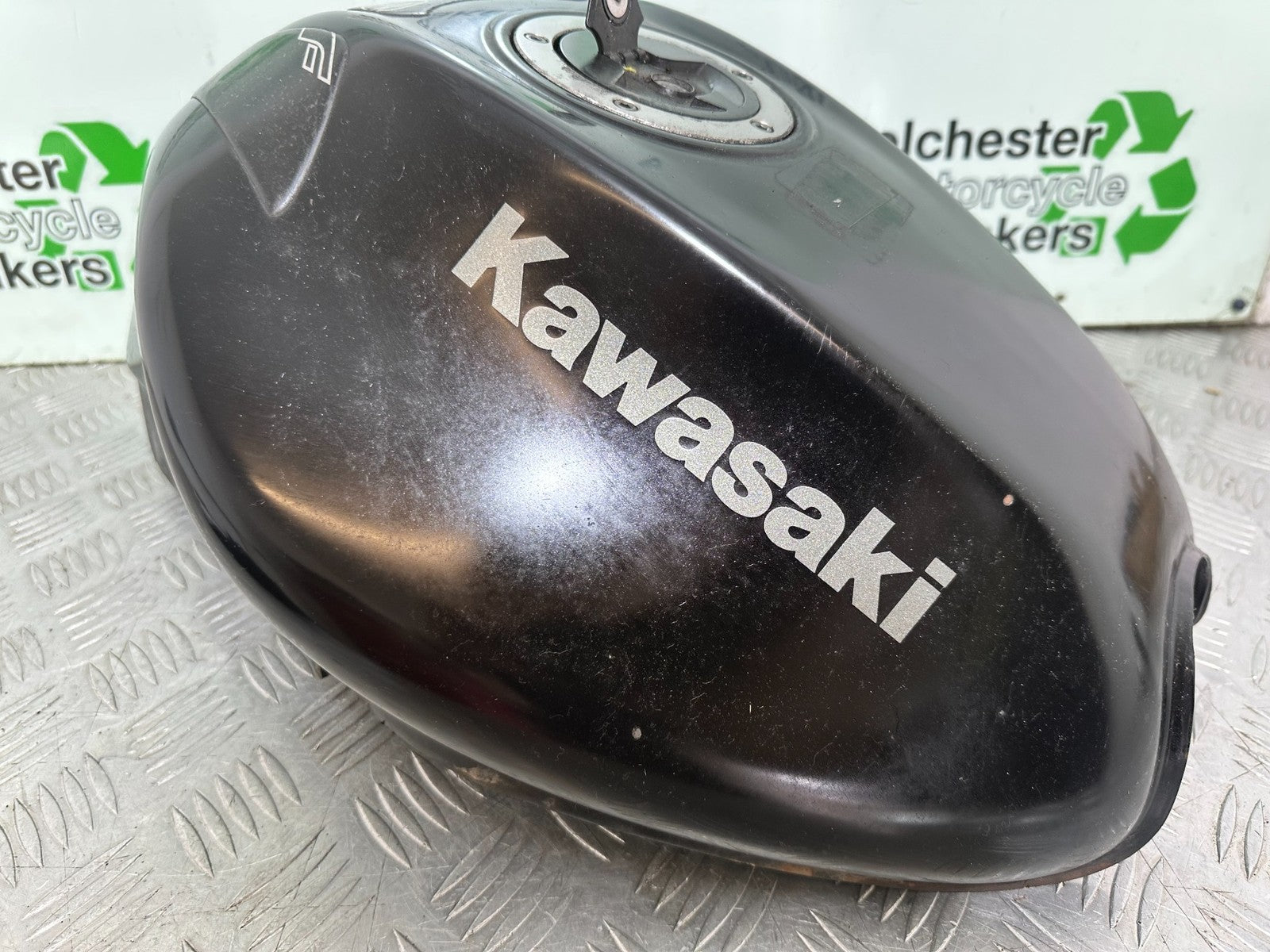 KAWASAKI ER6 F ER6F PETROL FUEL TANK YEAR 2005-2008 (CMB1178)