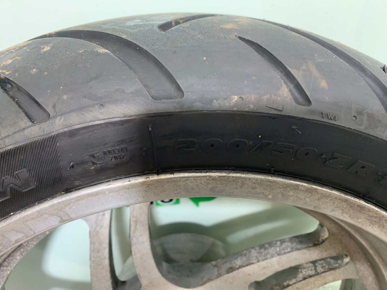 TRIUMPH THUNDERBIRD 1600 REAR WHEEL  YEAR 2011 (CMB1107)