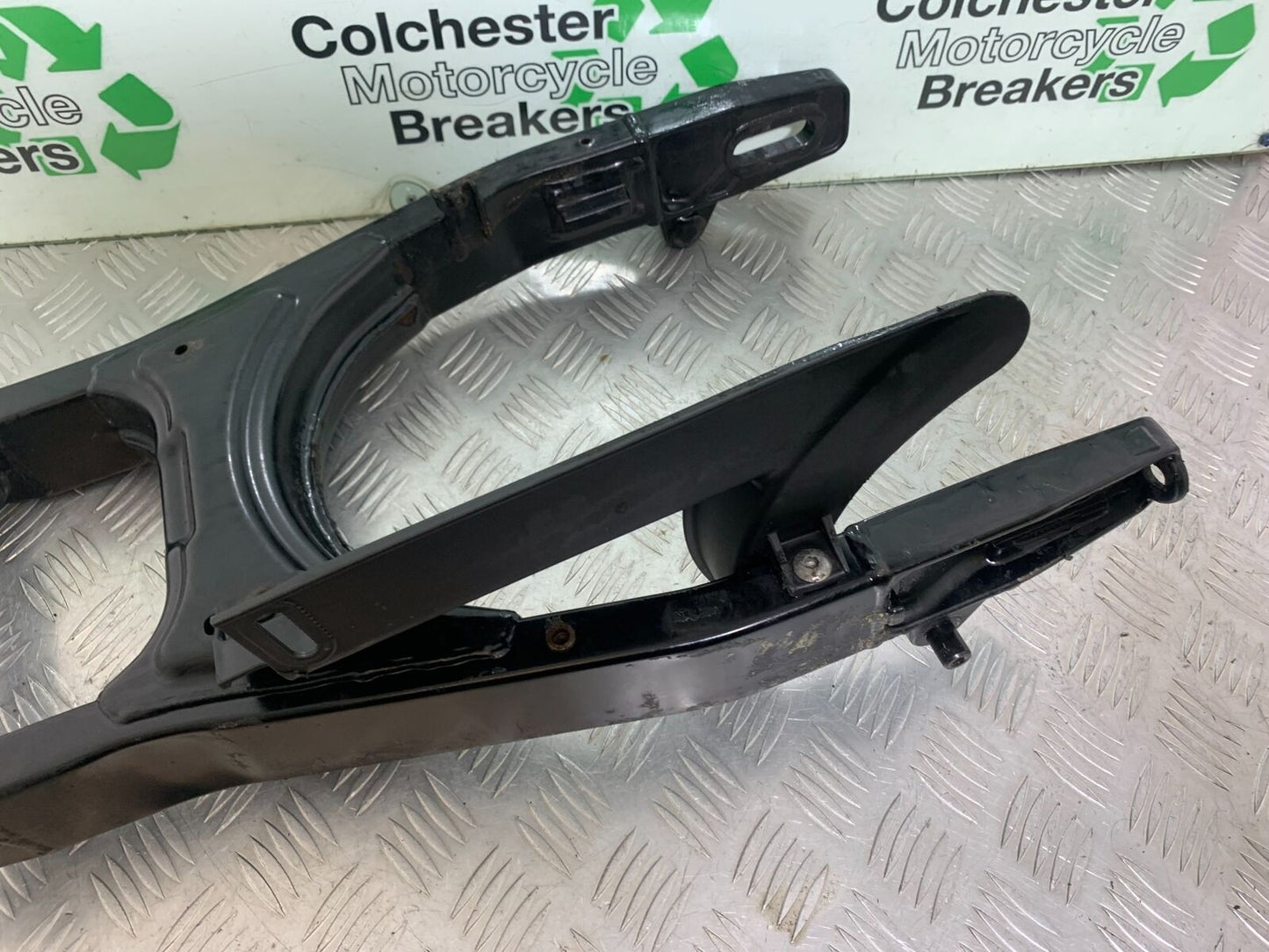 TRIUMPH THUNDERBIRD 1600 SWINGARM   YEAR 2011 (CMB1107)