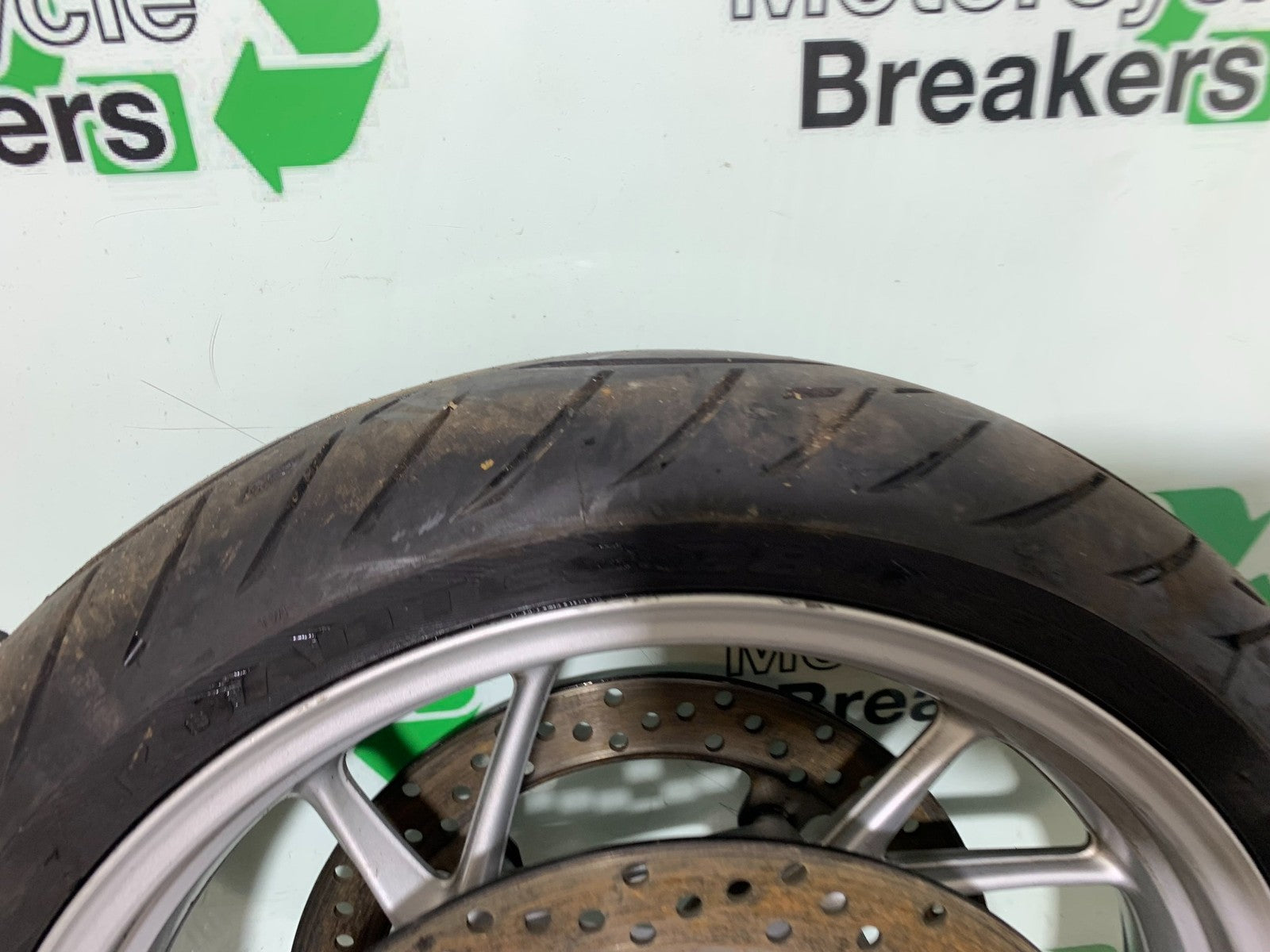BMW F800 GT FRONT WHEEL AND DISCS  YEAR 2013-2017 (CMB1248)