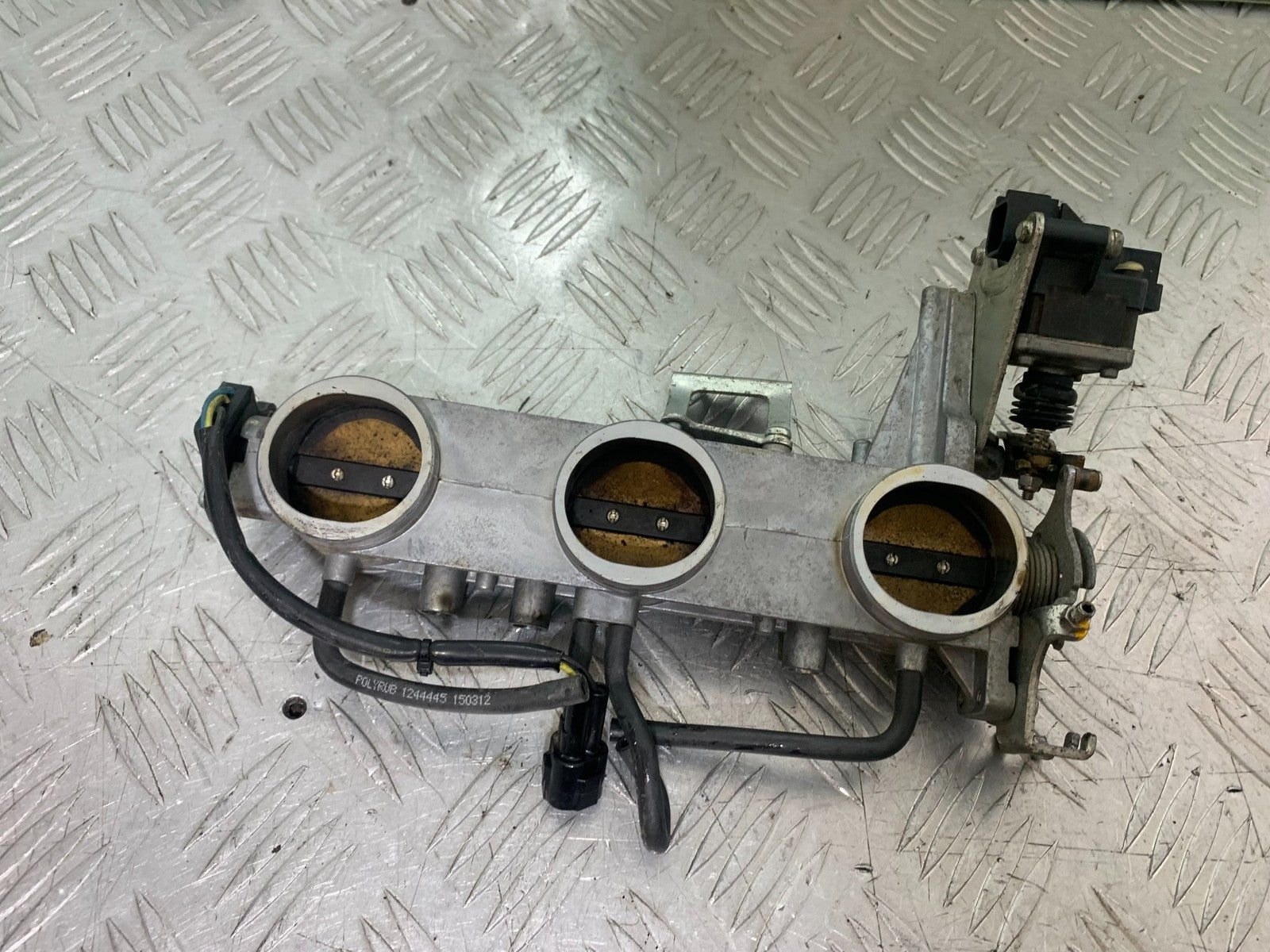 TRIUMPH 1050 SPRINT GT THROTTLE BODIES  YEAR 2010-2016 (CMB1250)