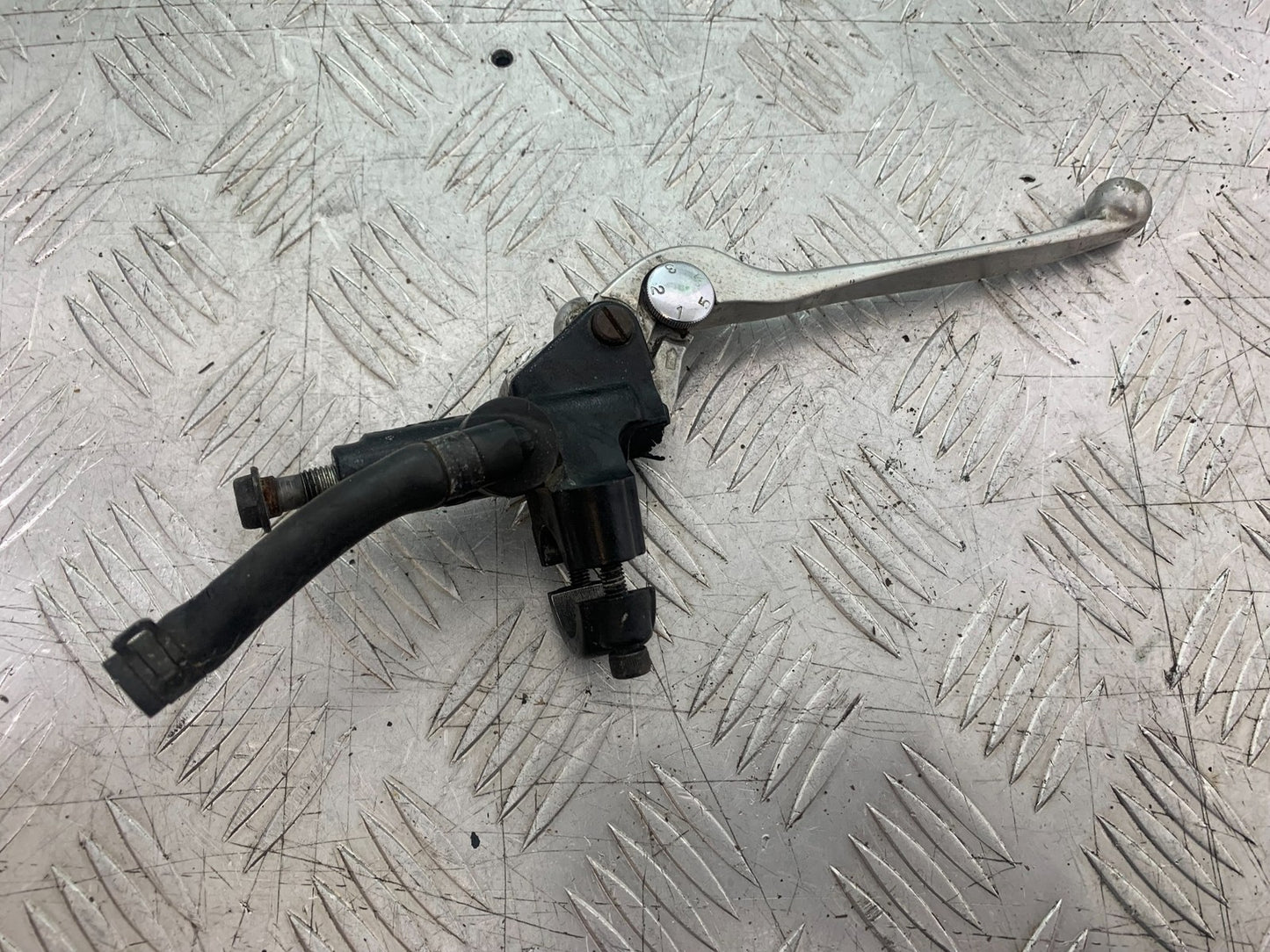 KAWASAKI ZX9R ZX9 C FRONT BRAKE MASTER CYLINDER  YEAR 1998-99 (CMB1213)