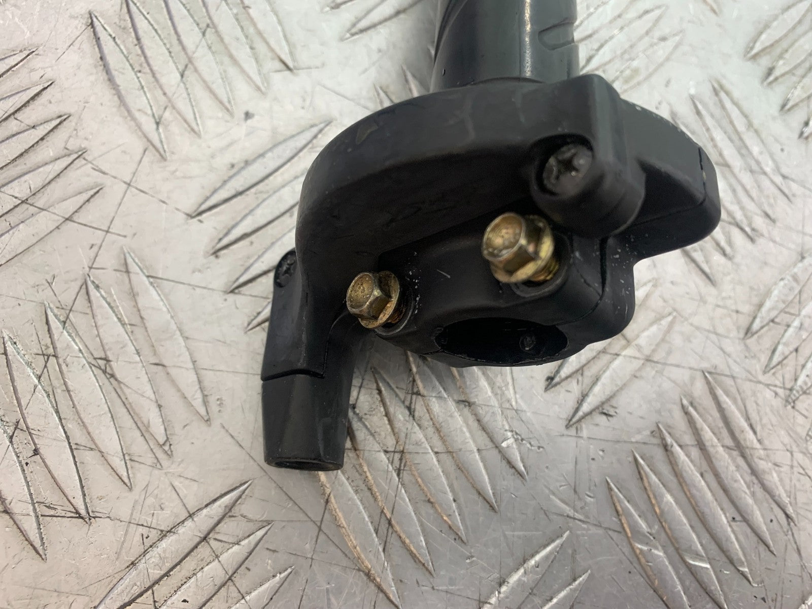 DUCATI 996 SPS 748 916 998 THROTTLE AND TWIST GRIP  1999-2000 (CMB1209)