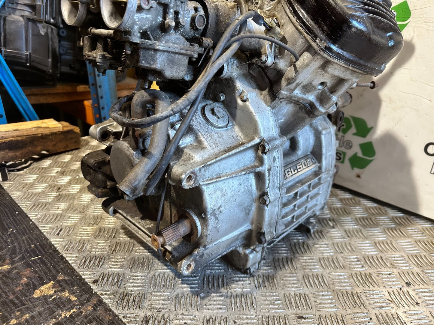 HONDA GL500 GL 500 SILVERWING ENGINE AND CARBS YEAR 1981-82  (CMB1168)