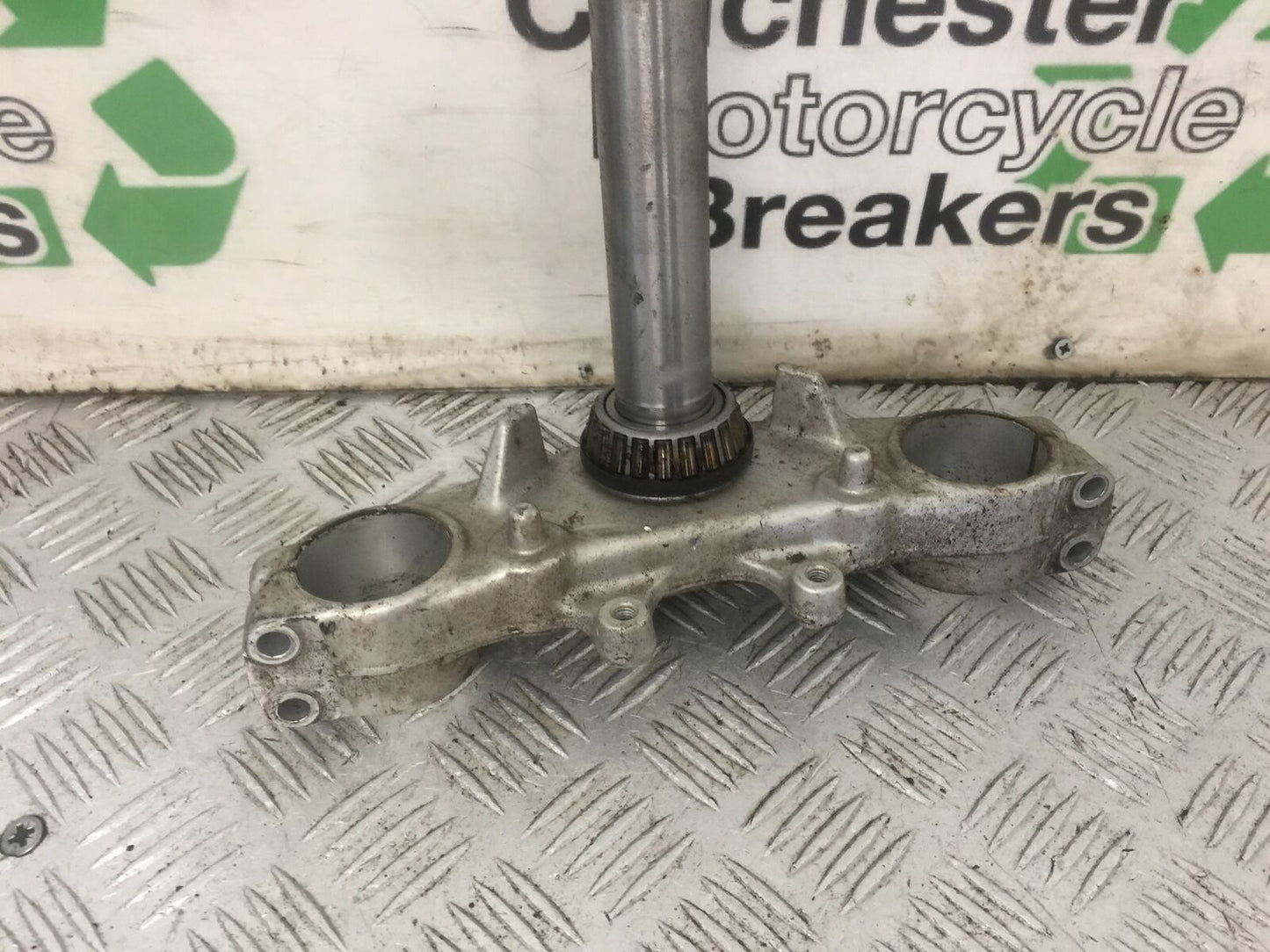 YAMAHA XT660Z TENERE BOTTOM YOKE  YEAR 2012  (STOCK 863)