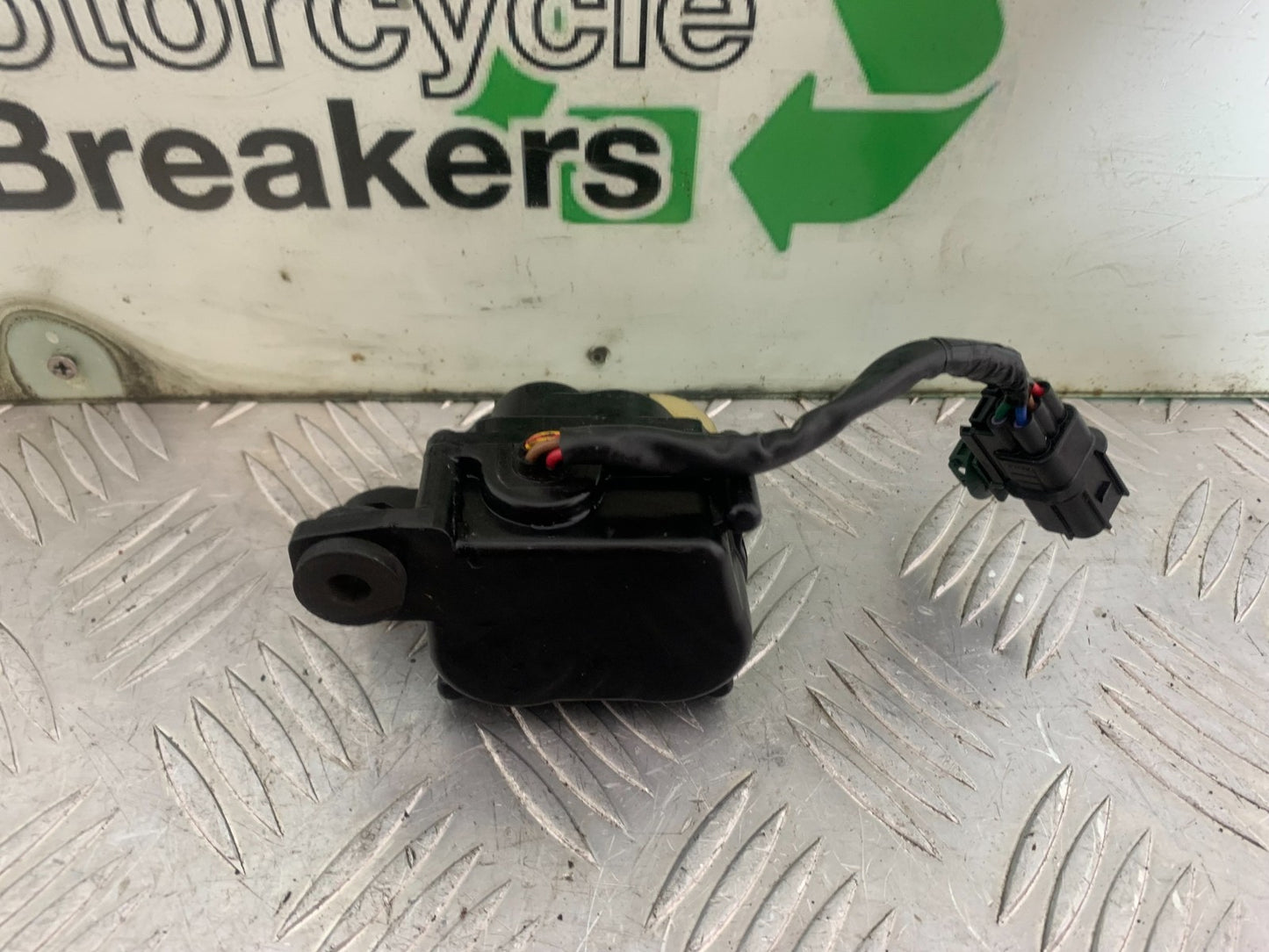 HONDA CBR1000 RR CBR 1000RR FIREBLADE EXHAUST SERVO MOTOR 2008-2011 (CMB1179)