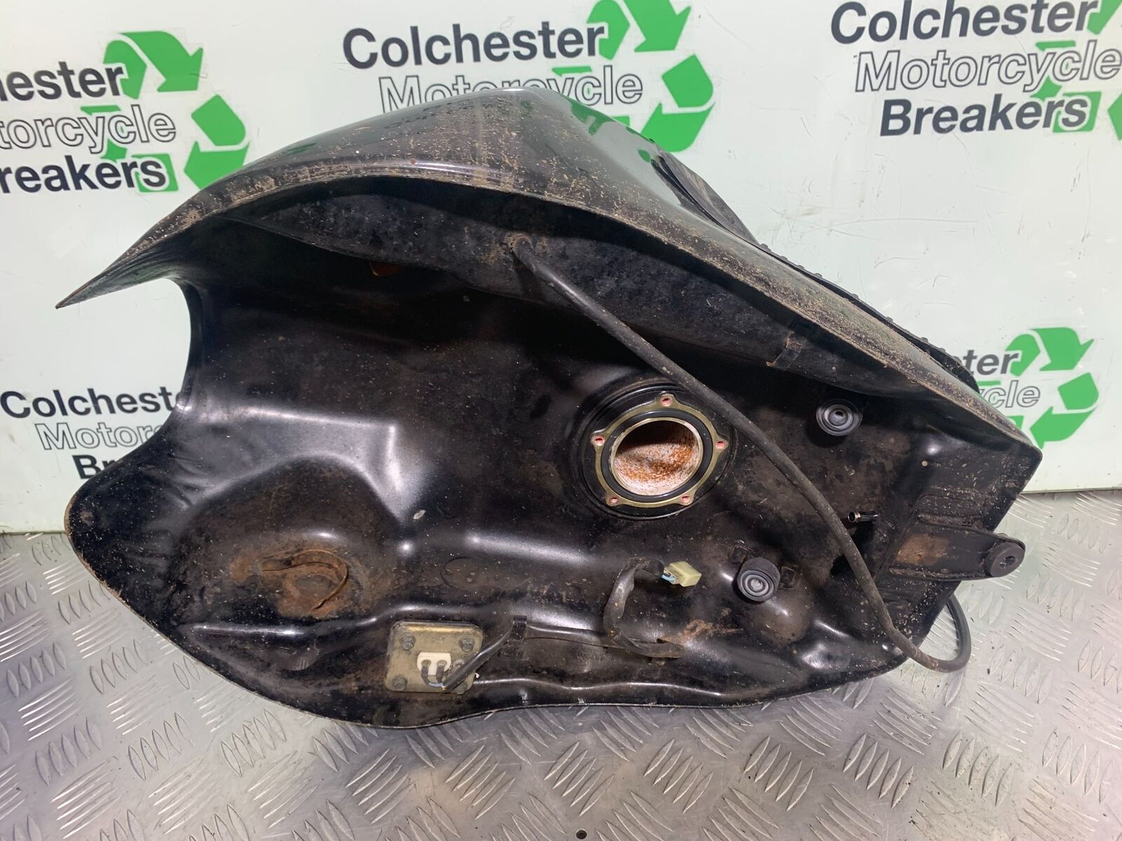 KAWASAKI Z1000 Z 1000 PETROL TANK    YEAR 2003-2006 (CMB1099)