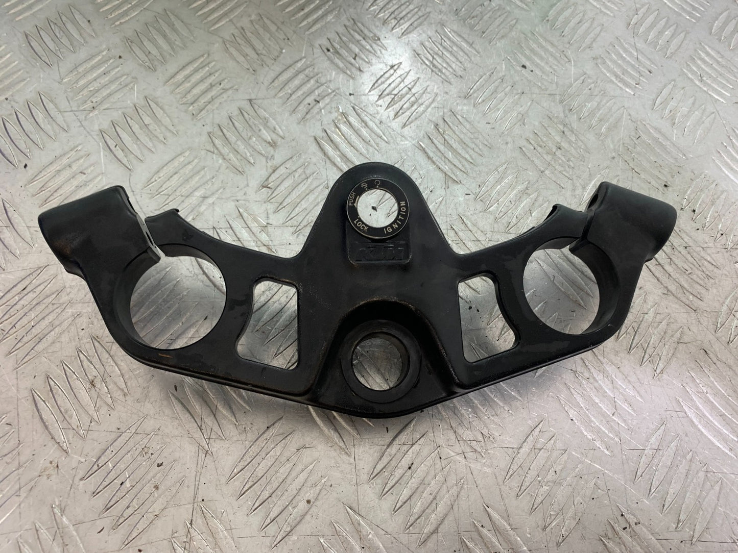 KTM RC125 RC 125 TOP YOKE  YEAR 2017-2022 (CMB 1244)