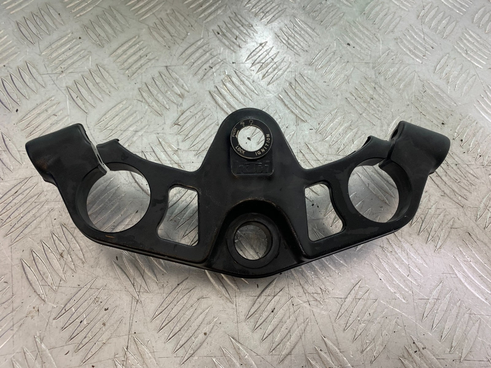 KTM RC125 RC 125 TOP YOKE  YEAR 2017-2022 (CMB 1244)