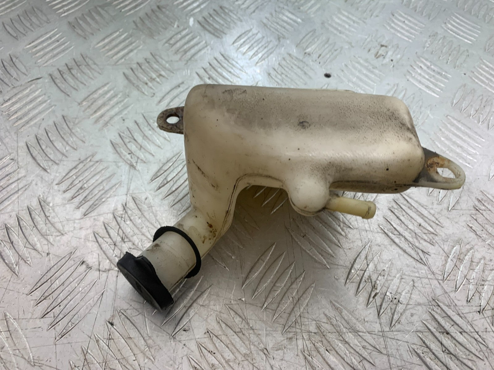 HONDA NT650 V DEAUVILLE COOLANT BOTTLE  YEAR 1999 (CMB1268)