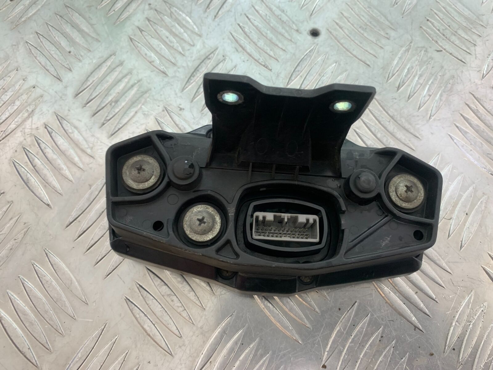 YAMAHA MT07 MT-07 CLOCKS SPEEDO DASH  YEAR 2014 (STOCK 995)