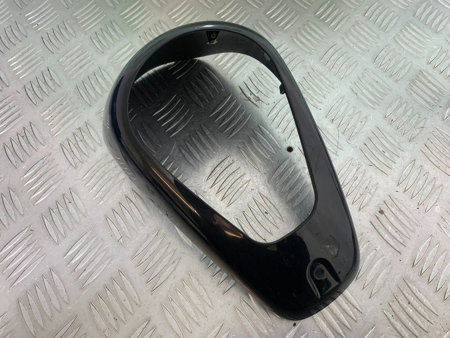 SUZUKI INTRUDER VL800 C800 CLOCK SURROUND   YEAR 2012-16 (CMB1039)