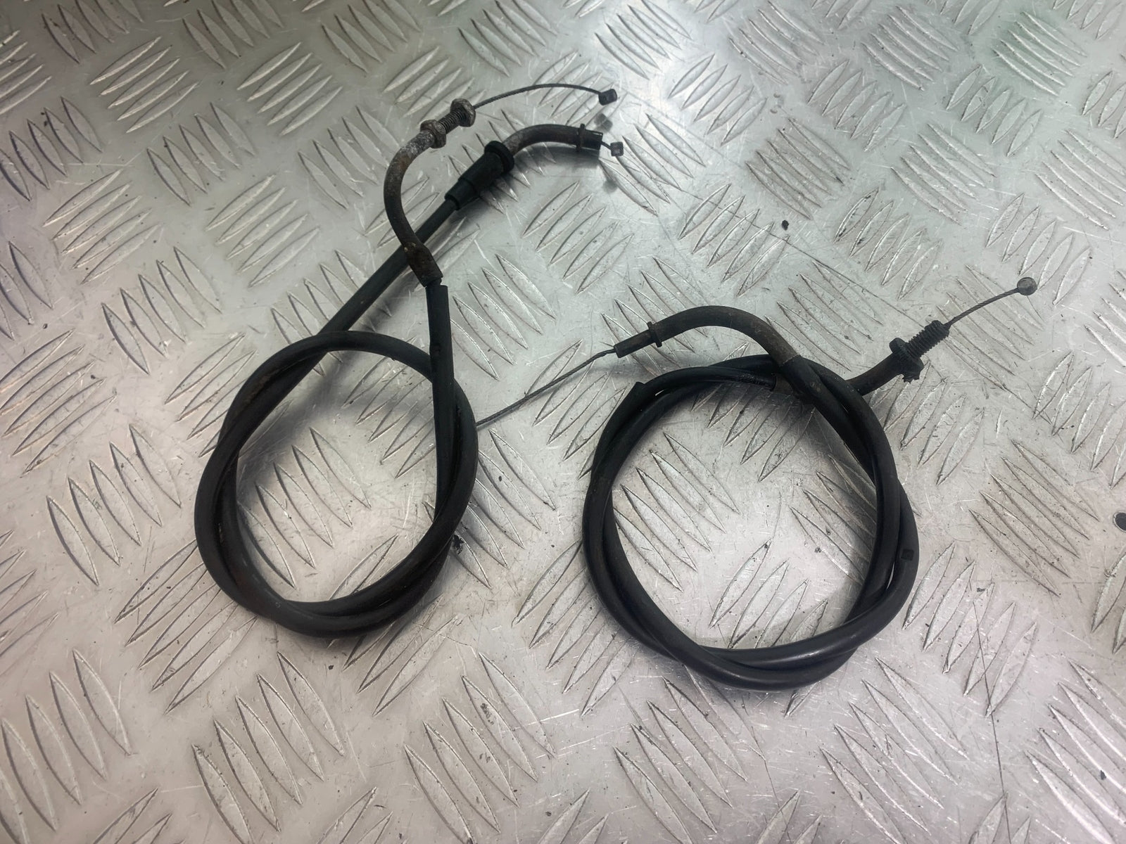 YAMAHA XV535 XV 535 VIRAGO THROTTLE CABLES YEAR 1994-02 (CMB1139)