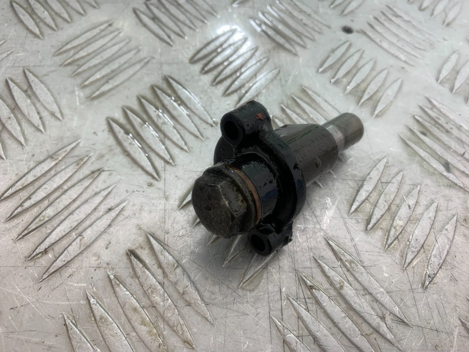 TRIUMPH 1050 SPRINT GT CAM CHAIN TENSIONER   YEAR 2010-2016 (CMB1250)