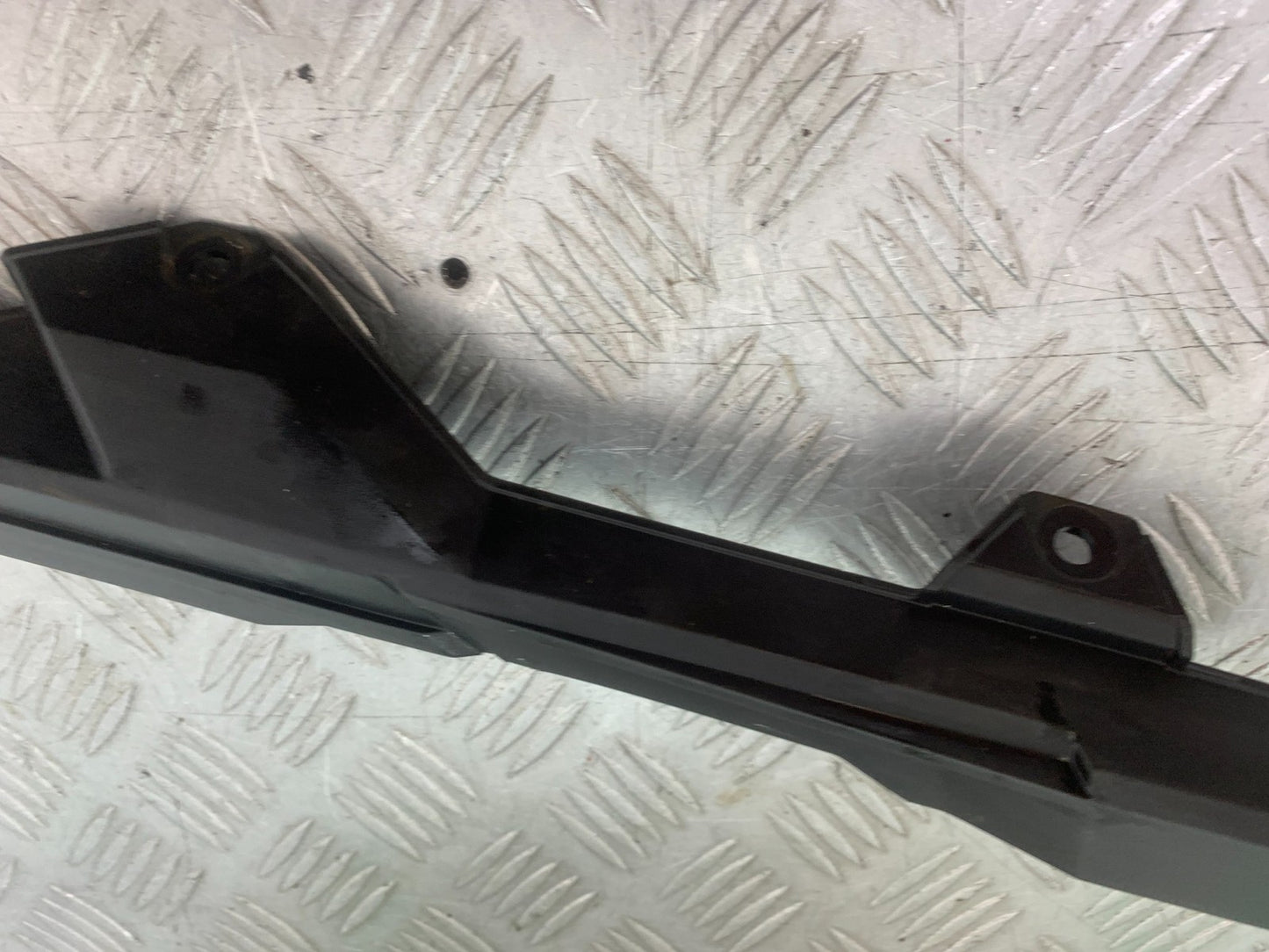 SINNIS TERRAIN 125 CHAIN GUARD  YEAR 2017-2020 (CMB1241)