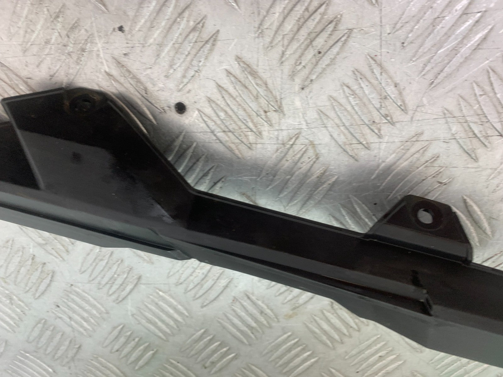 SINNIS TERRAIN 125 CHAIN GUARD  YEAR 2017-2020 (CMB1241)