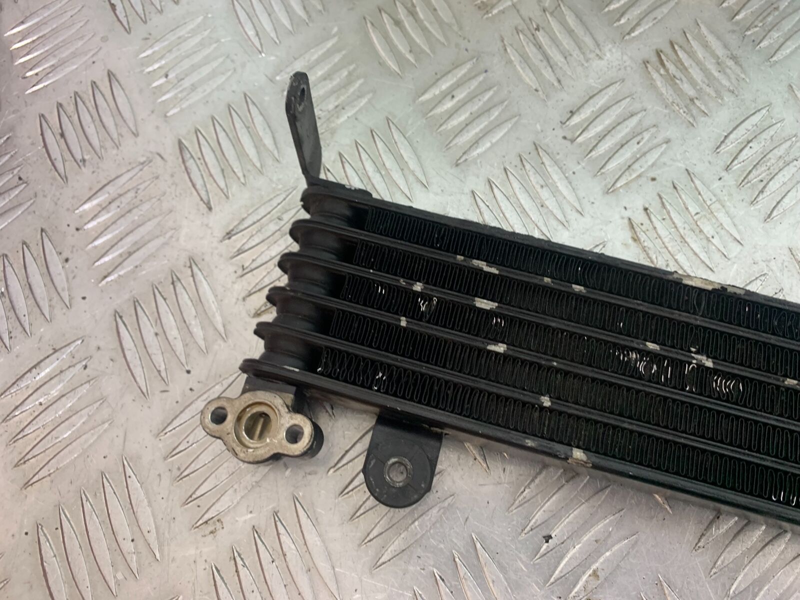 HONDA CBR1100 BLACKBIRD OIL COOLER YEAR 1999-2005 (CMB1103)