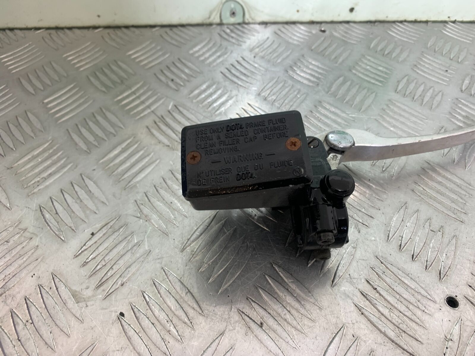 KAWASAKI Z750 Z 750 FRONT MASTER CYLINDER  YEAR 2004-2006  (CMB1104)