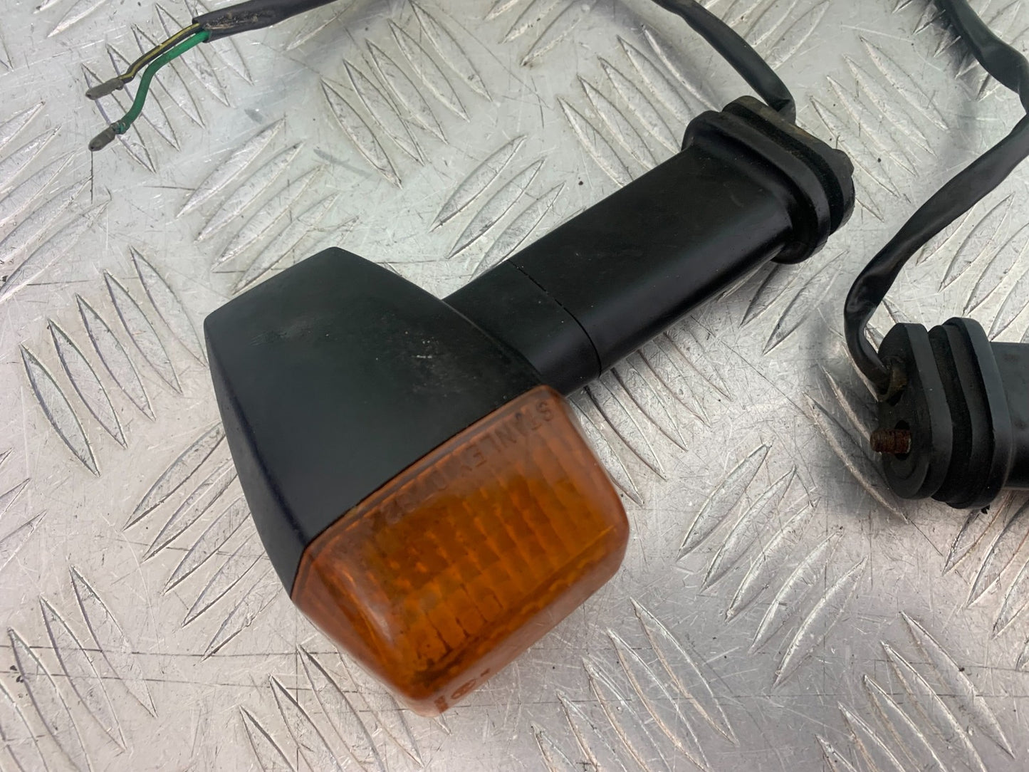 KAWASAKI GPZ600 GPZ 600 FRONT INDICATORS  YEAR 1988-90 (CMB1258)