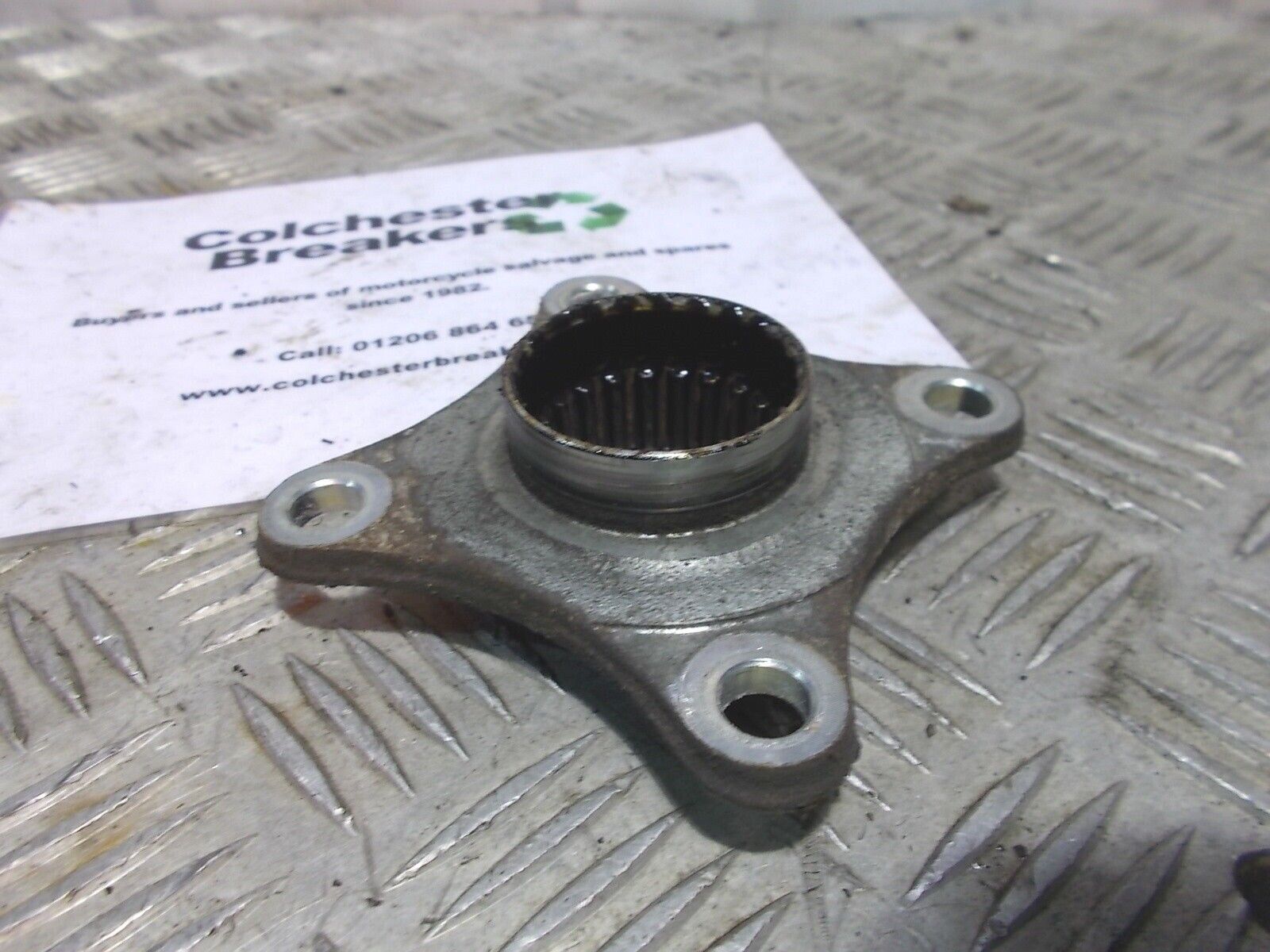 YAMAHA XP500 XP 500 TMAX T-MAX REAR WHEEL DRIVE FLANGE YEAR 2002
