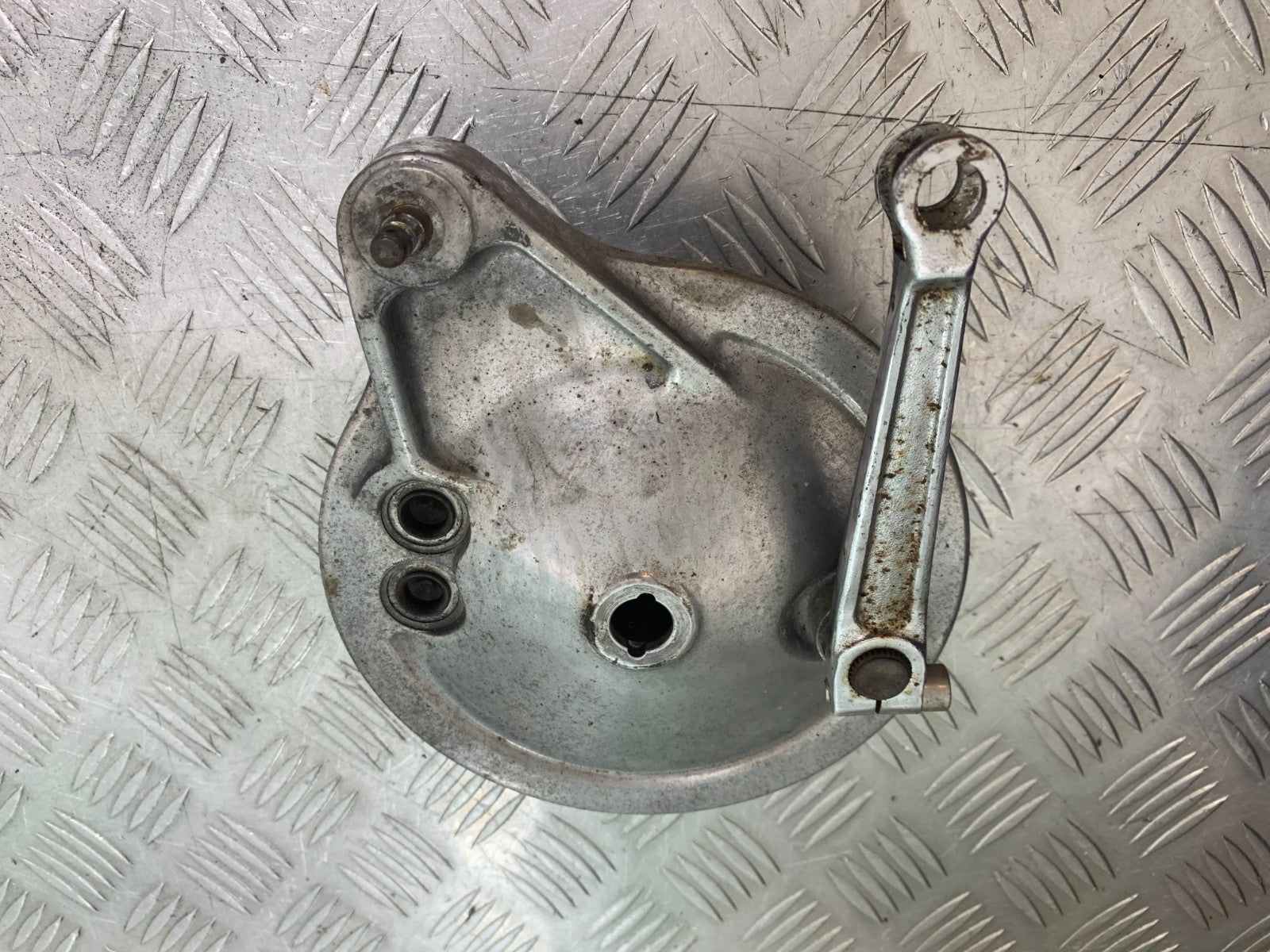HONDA VT700 VT 700 SHADOW REAR BRAKE HUB  YEAR 1984-85 (CMB1328)