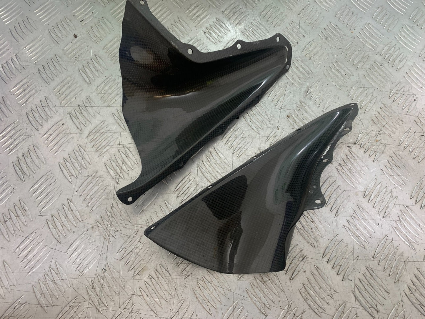 APRILIA RSV1000 R FACTORY LEFT & RIGHT CARBON AIR DUCTS   2004-09 (CMB1203)