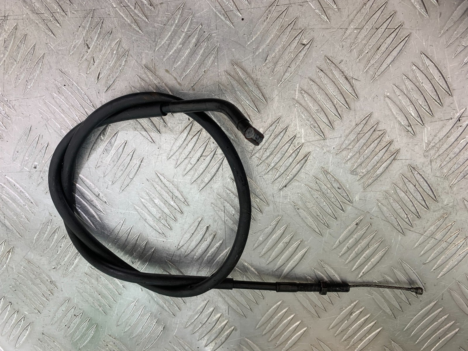 TRIUMPH 1050 SPRINT ST CLUTCH CABLE   2003-2011 (CMB1285)