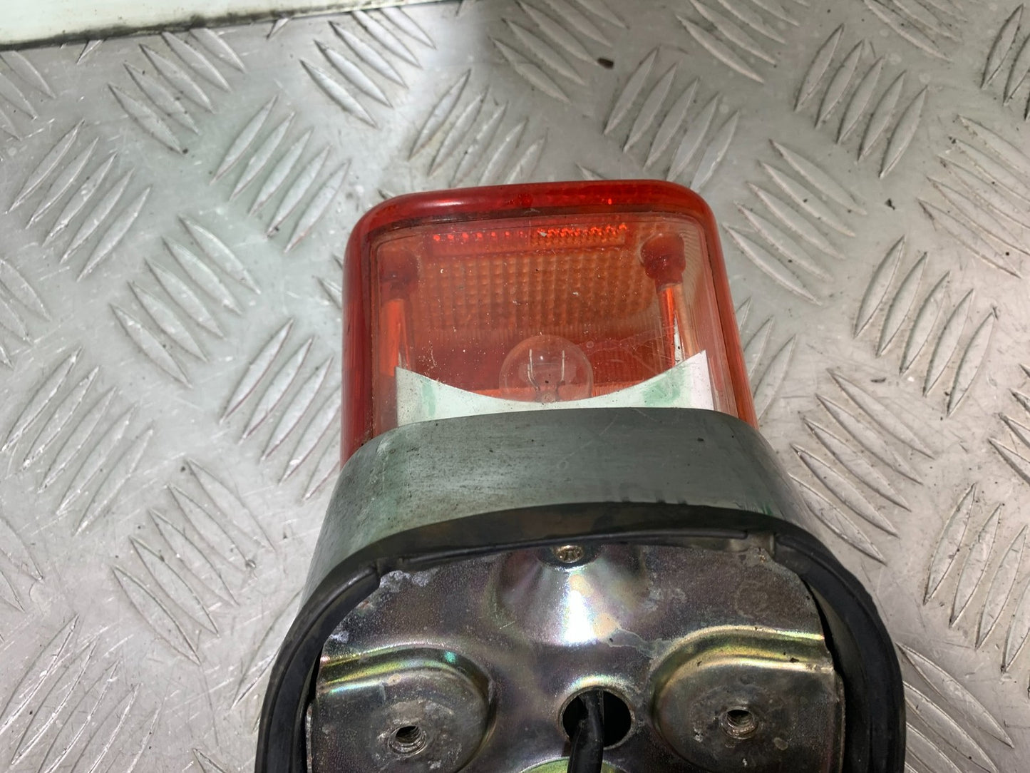 YAMAHA YBR125 CUSTOM REAR LIGHT YEAR 2008-2016 (CMB1192)
