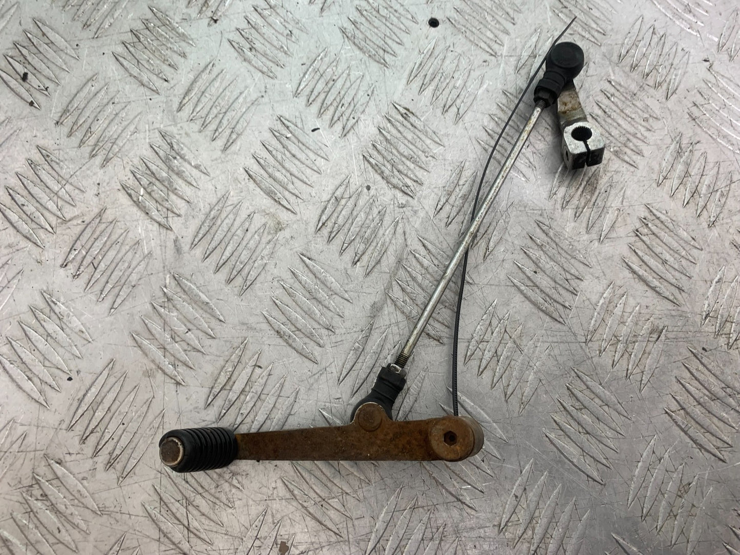 HONDA CBF600 CBF 600 GEAR LEVER  YEAR 2004-07  (CMB1305)