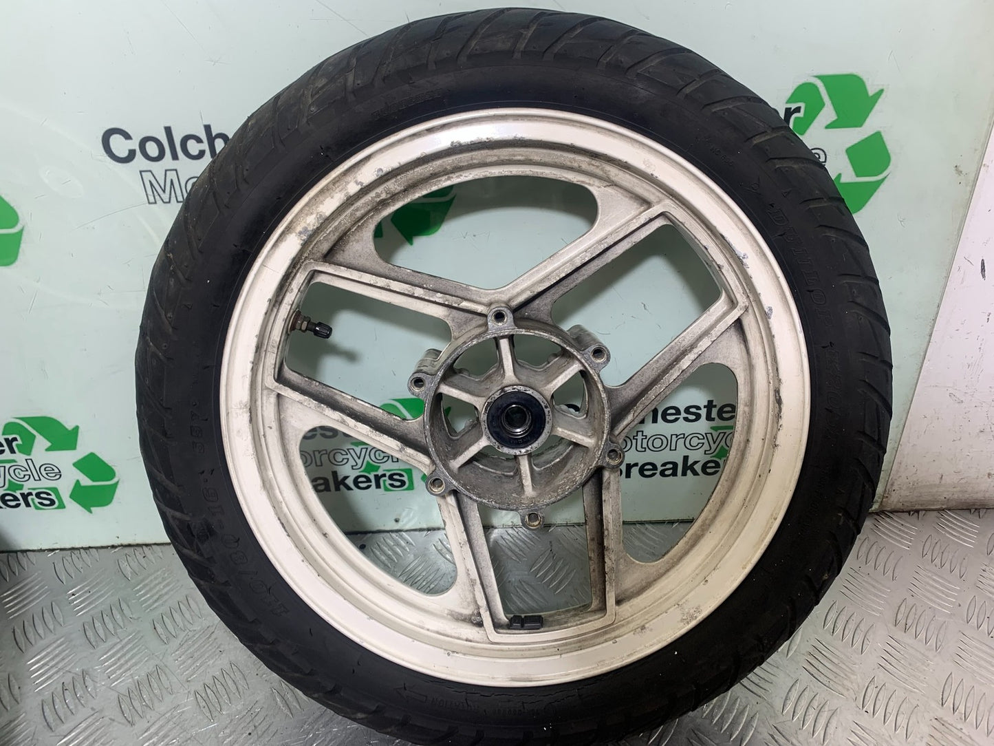 KAWASAKI GPZ600 GPZ 600 FRONT WHEEL  YEAR 1988-90 (CMB1258)