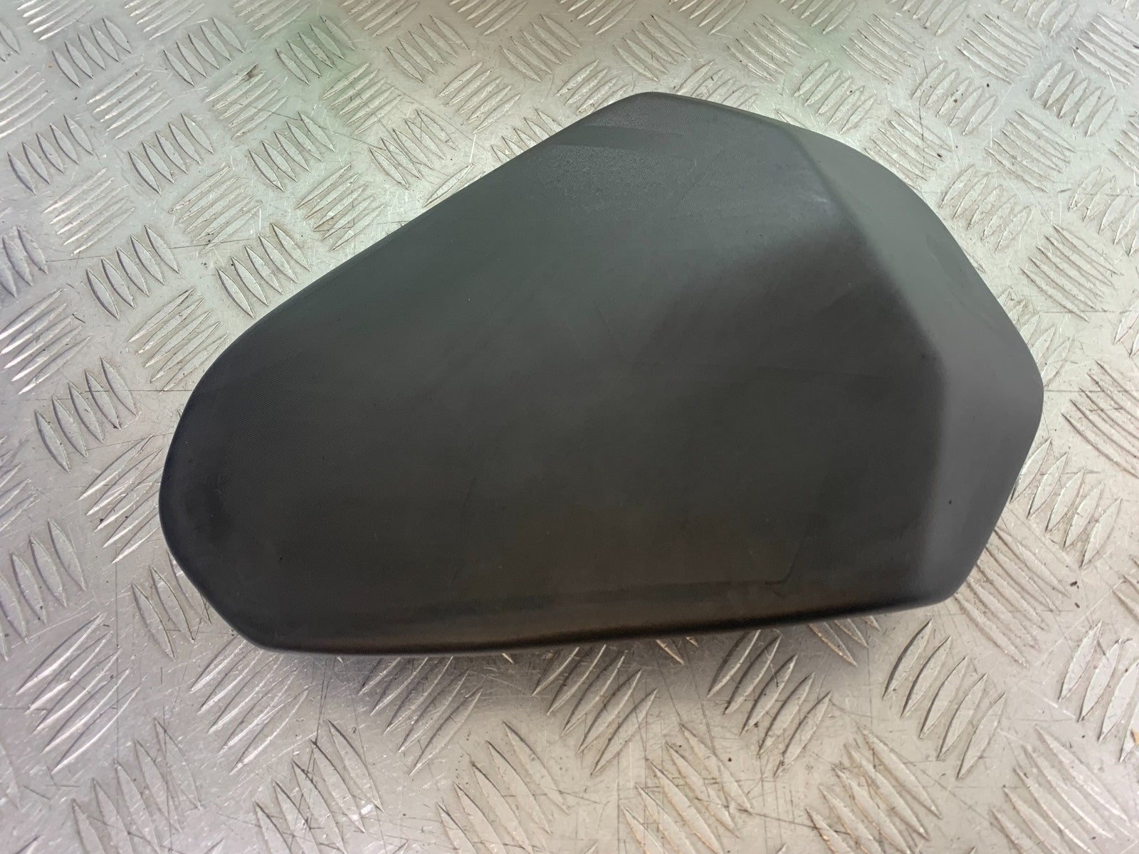 KTM DUKE 125 REAR SEAT  YEAR 2017-2022 (CMB1222)