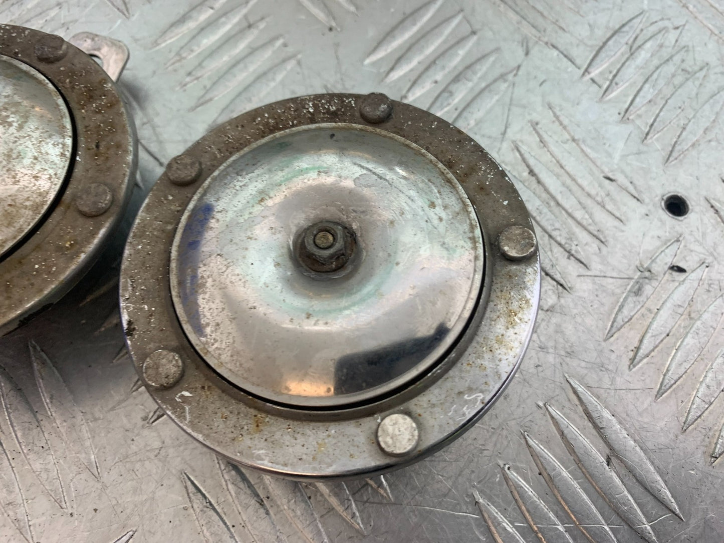 YAMAHA XJR1300 XJR 1300 HORNS YEAR  1999-2003 (CMB1119)