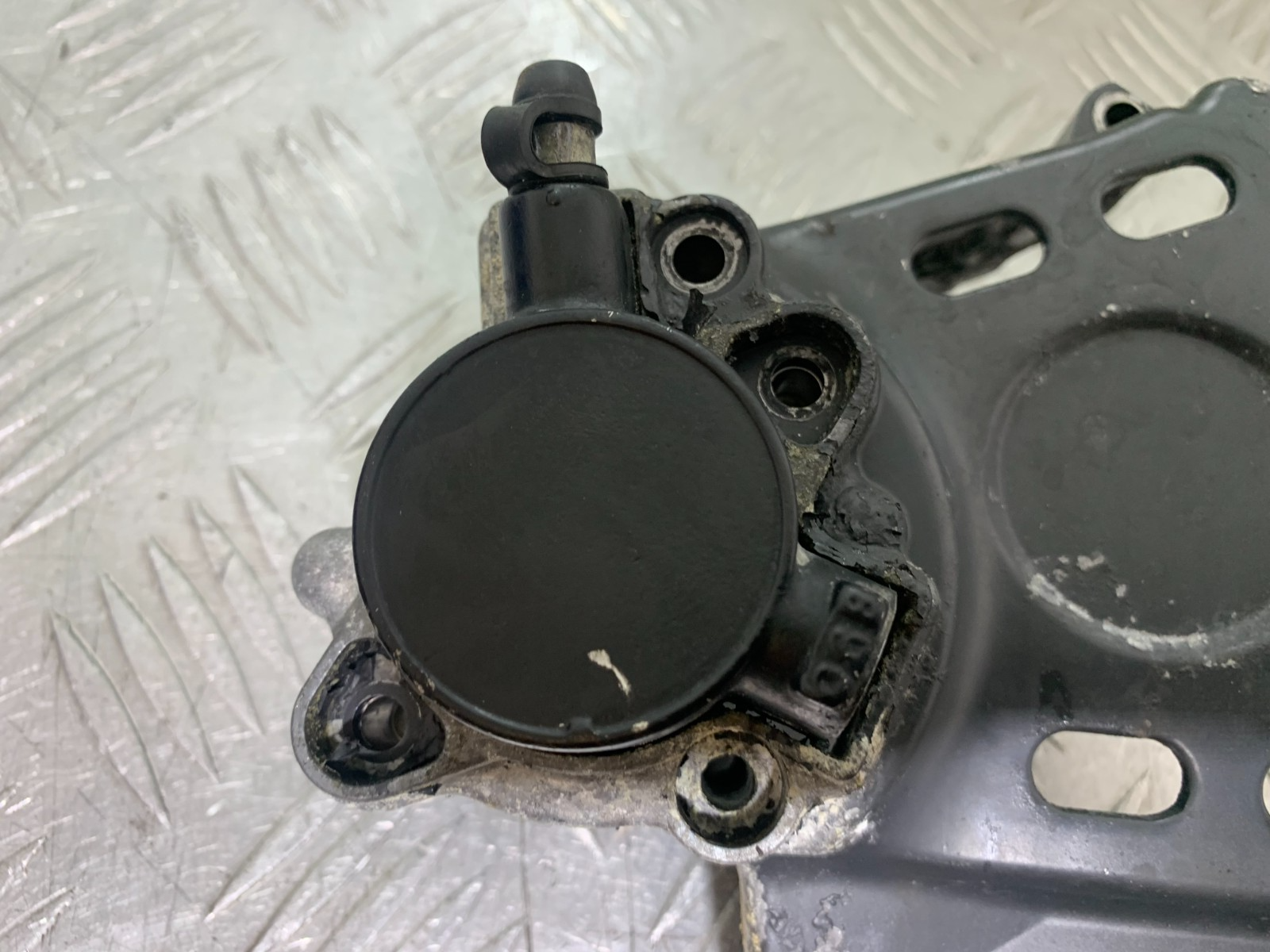 SUZUKI RF900 RF 900  CLUTCH SLAVE CYLINDER YEAR 1994-1999 CMB1326