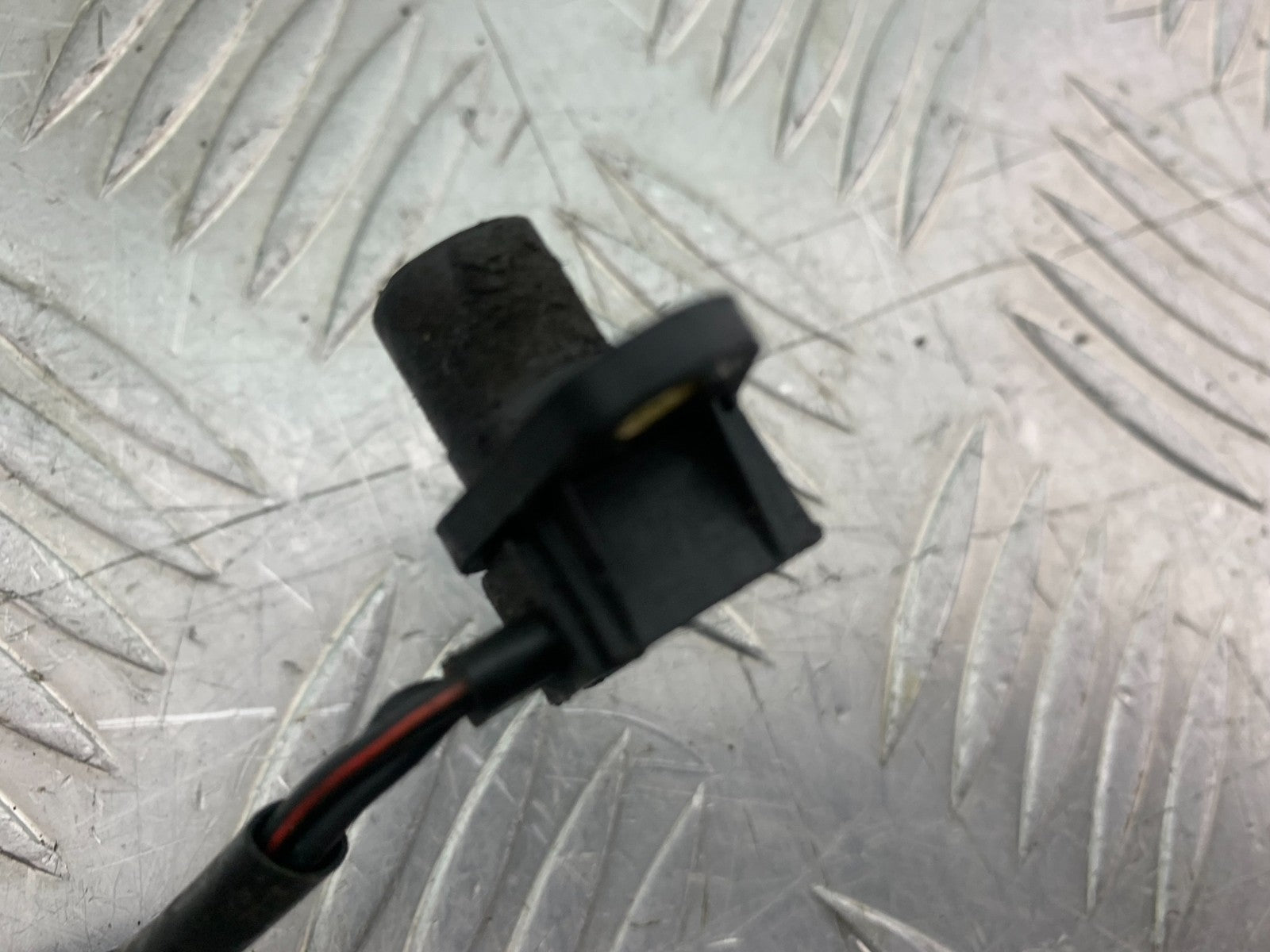 SUZUKI GSF600 GSF 600 BANDIT SPEEDO PICK UP SENSOR   2000-2004 (CMB1269)
