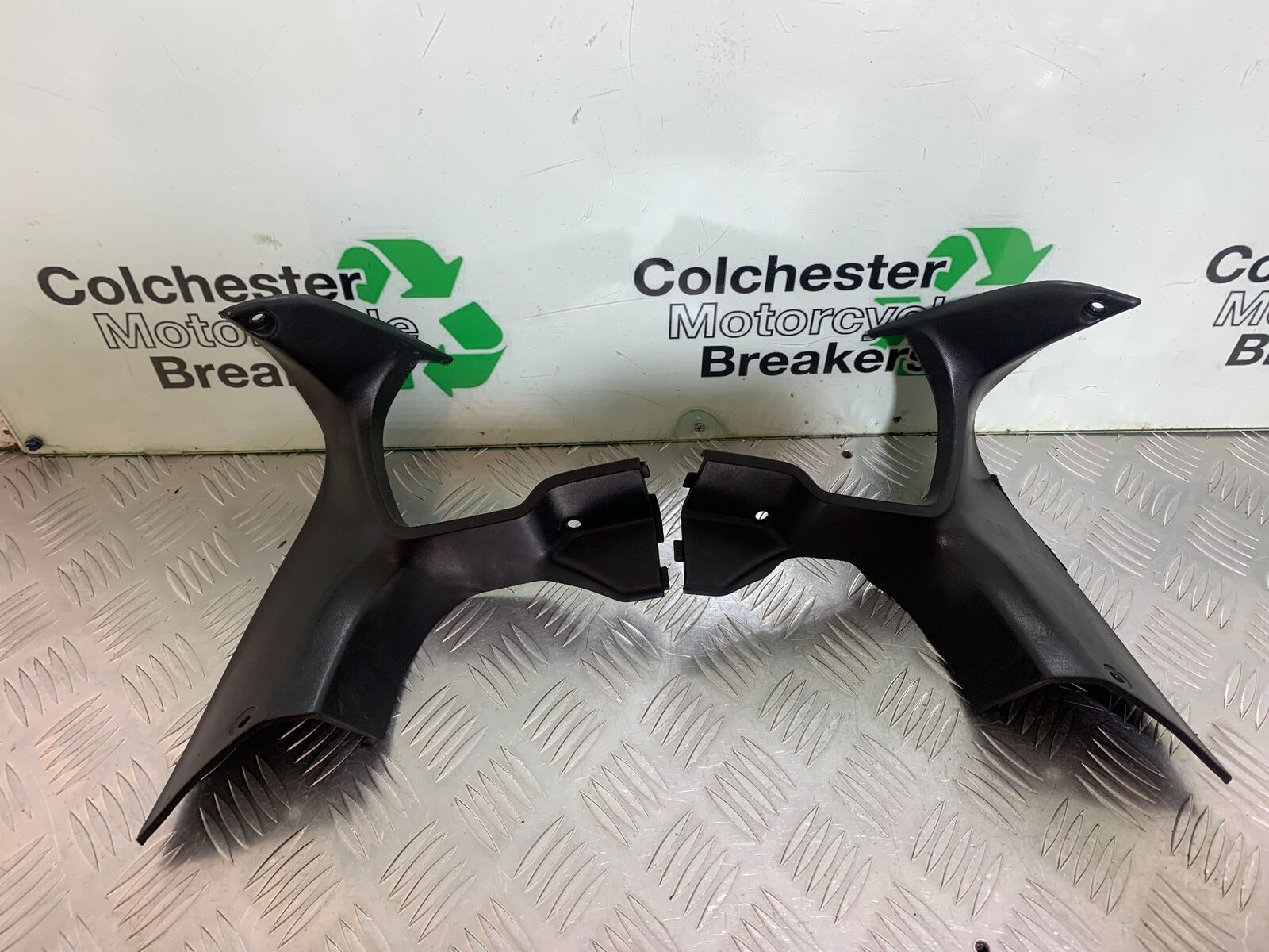 HONDA CBR1100 BLACKBIRD TOP FAIRING INFILLS  YEAR 1996-1998 (CMB1017)