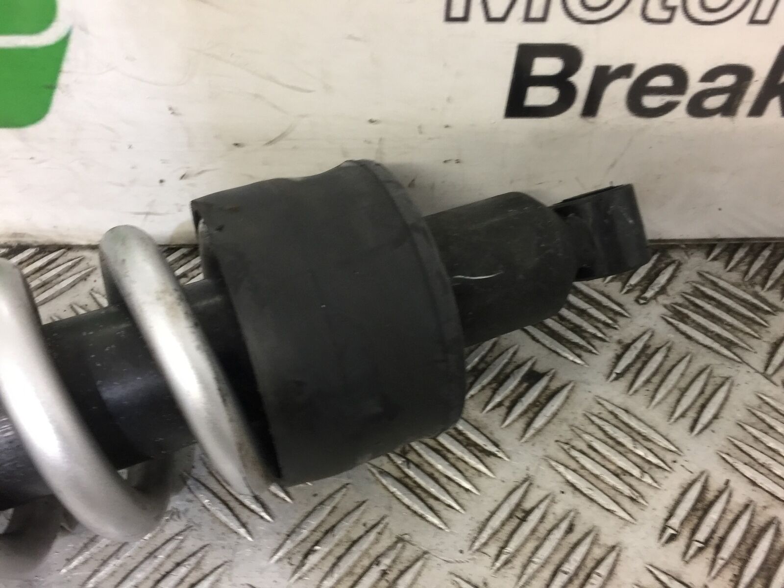 HONDA CB650 F CB 650 FA-H REAR SHOCK  YEAR 2017-2019 STOCK 403