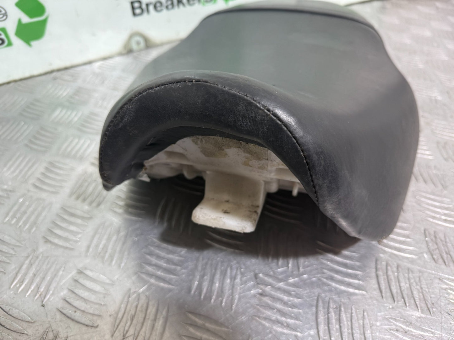 SUZUKI GSF1200 GSF 1200 BANDIT SEAT YEAR 1997-2000 NO 2
