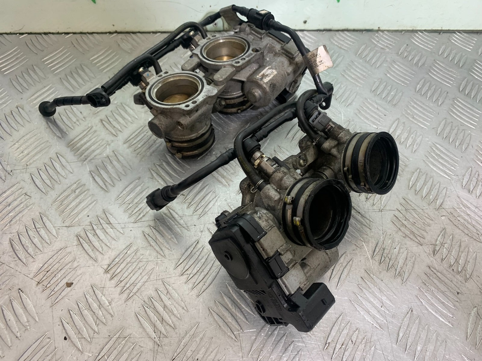 APRILIA TUONO 1000 V4 THROTTLE BODIES   YEAR 2013-2014  (CMB1239)