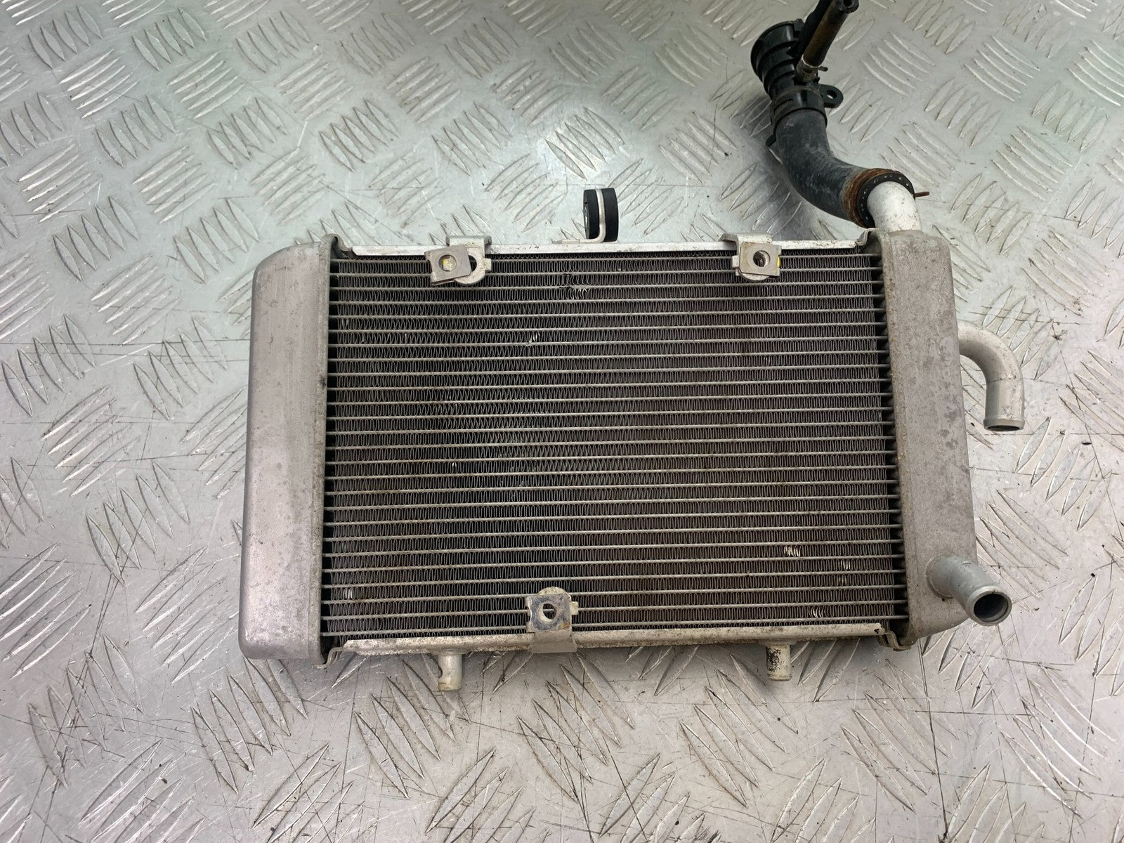 YAMAHA XMAX 300 RADIATOR  YEAR 2017-2020 (CMB1218)