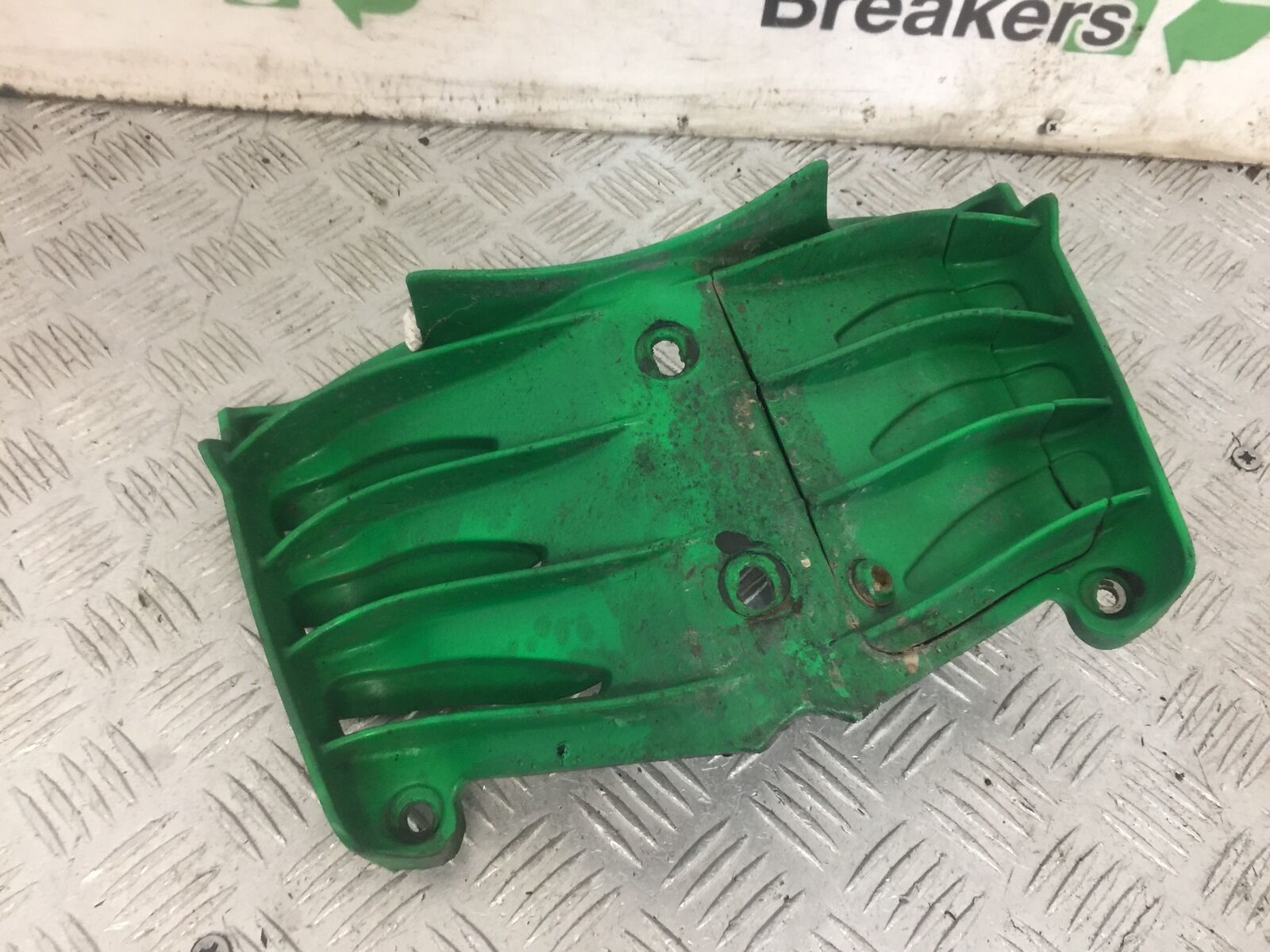 YAMAHA XT125X XT125 X FRAME INFILL COVER YEAR 2008  (STOCK 857)