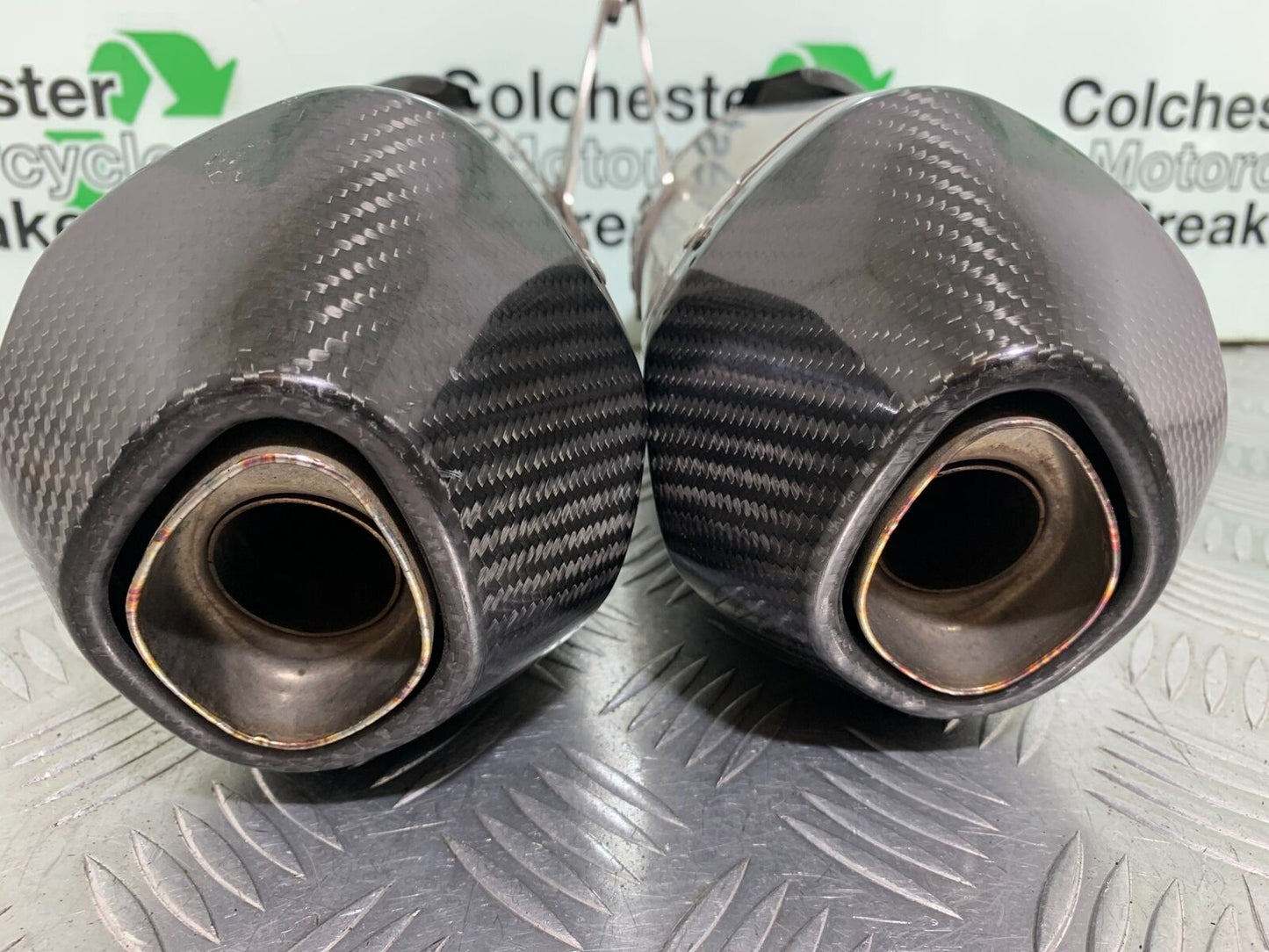 TRIUMPH 1050 SPEED TRIPLE RS ARROW SILENCERS YEAR 2018-2020 (CMB1029)